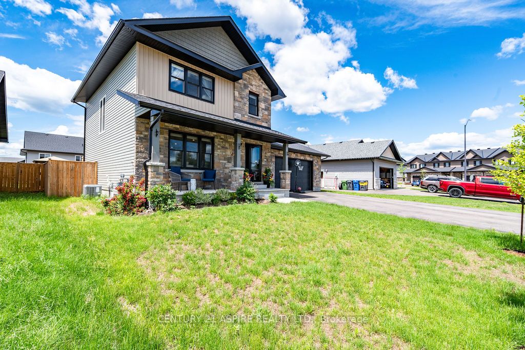 6 Zachary Street, Petawawa, ON K8H 0G5 photo 3