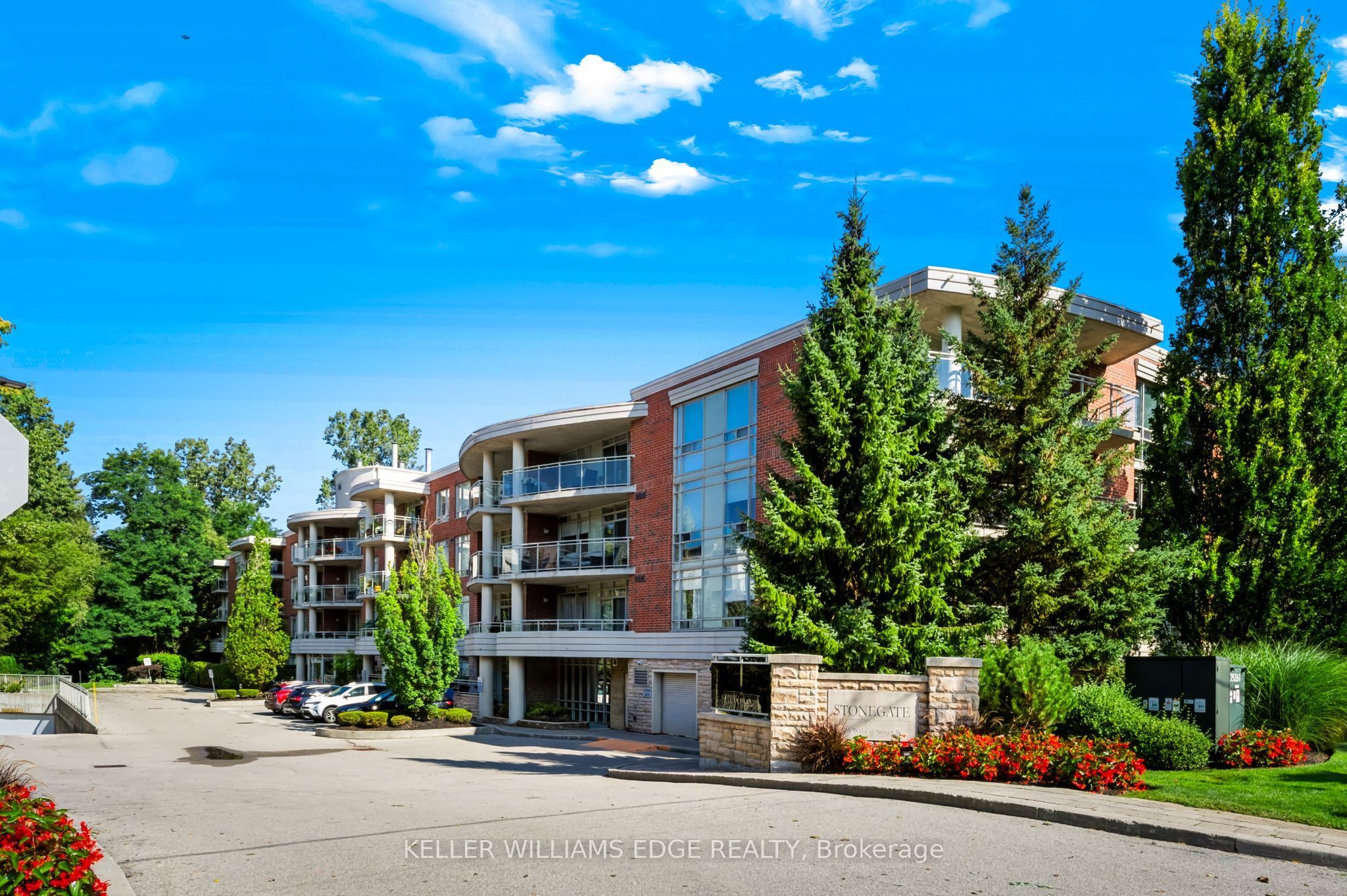 125 Wilson Street W 301, Hamilton, ON L9G 0B3