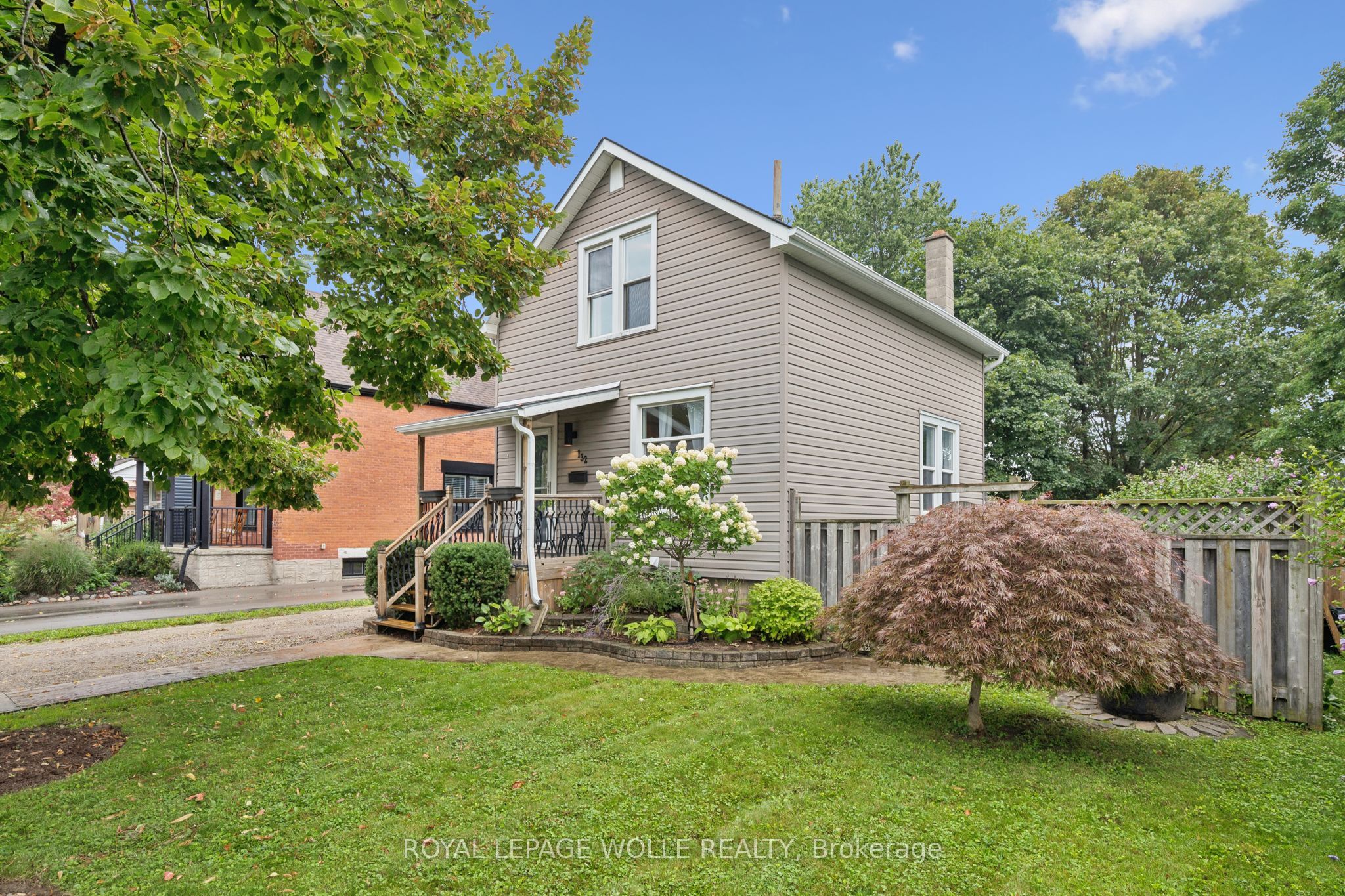 132 Perth Street, Stratford, ON N5A 3Y2 photo 2