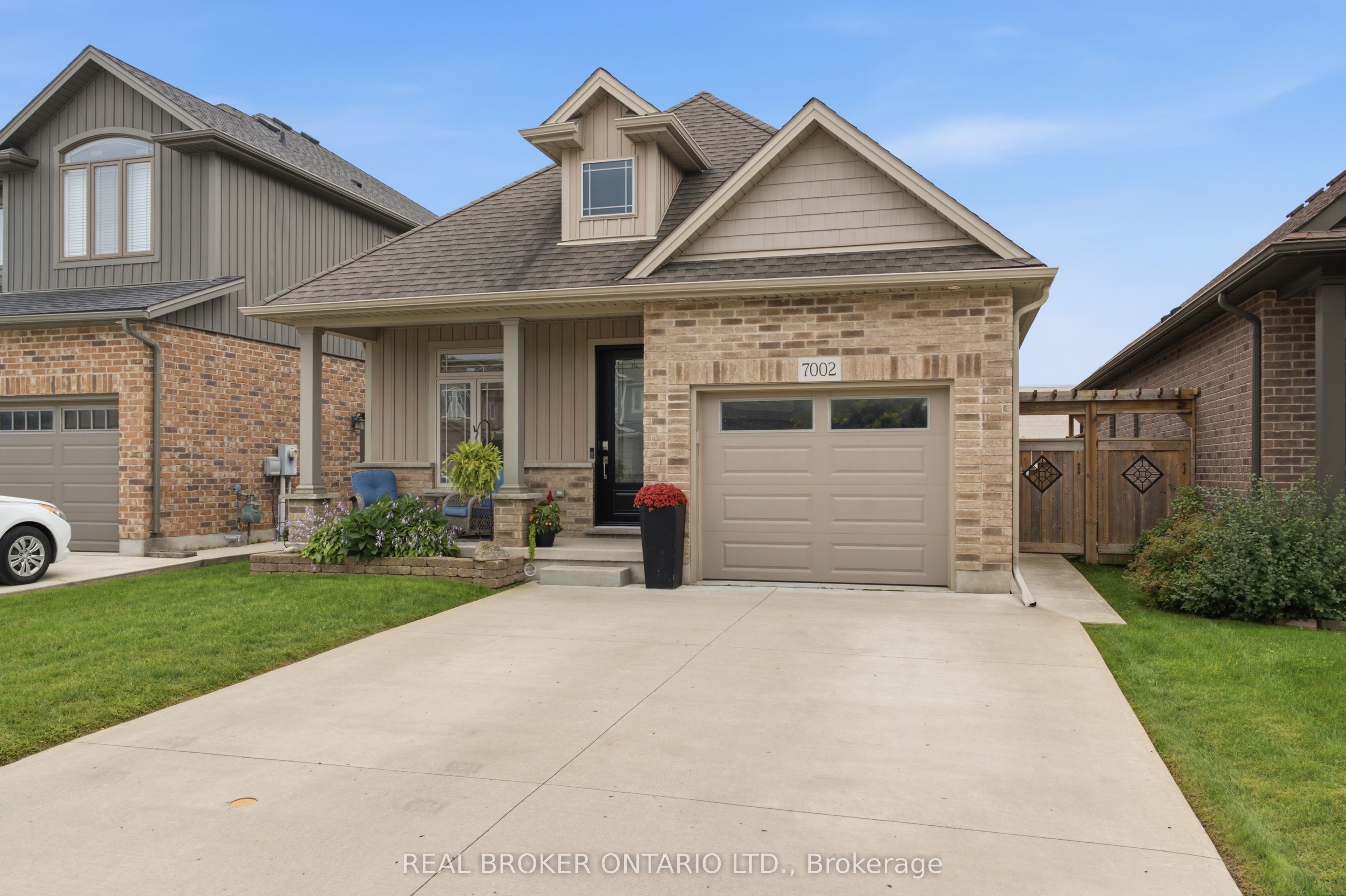 7002 Optimist Lane, Niagara Falls, ON L2E 0B1