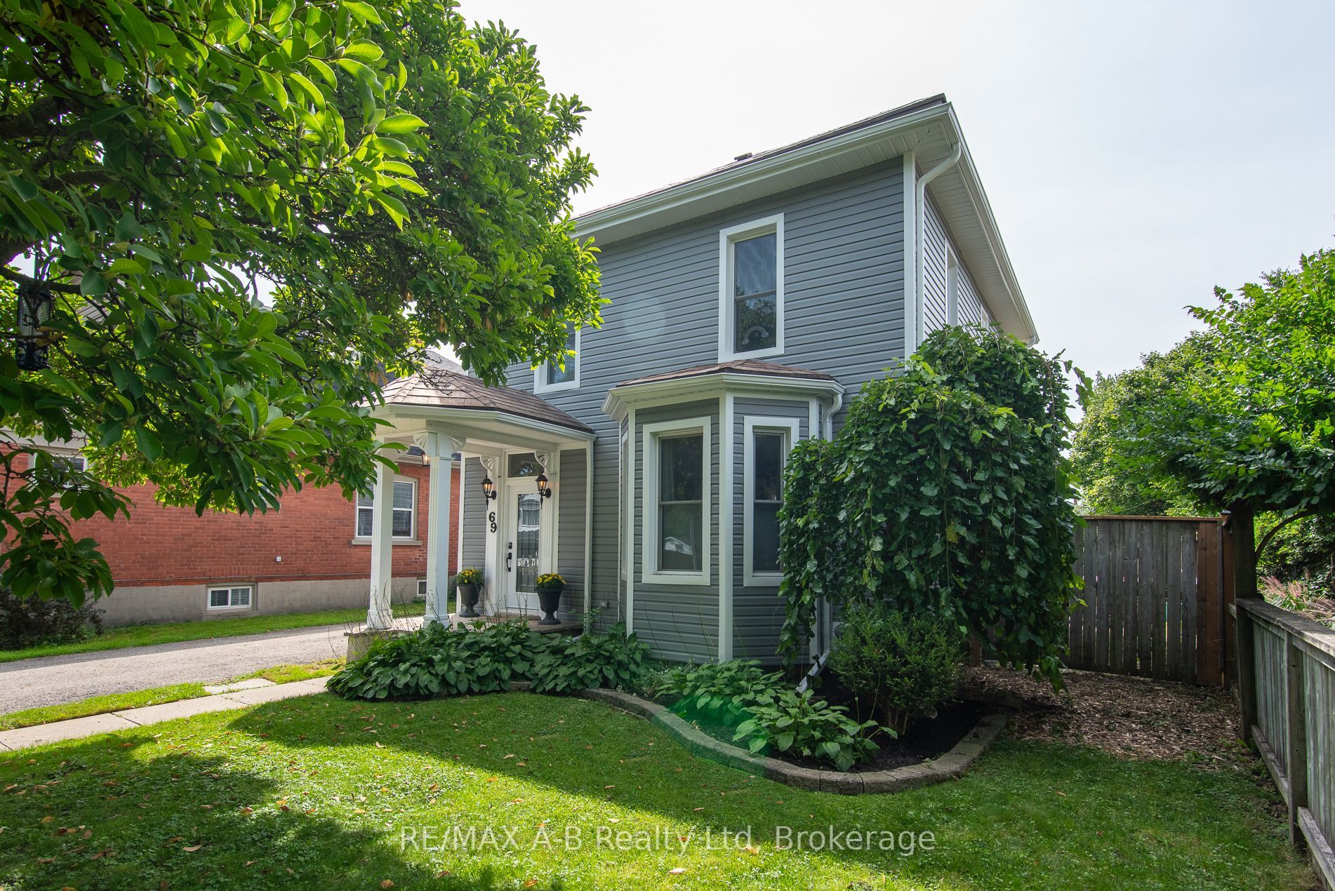 69 Louise Street, Stratford, ON N5A 2E3 photo 4