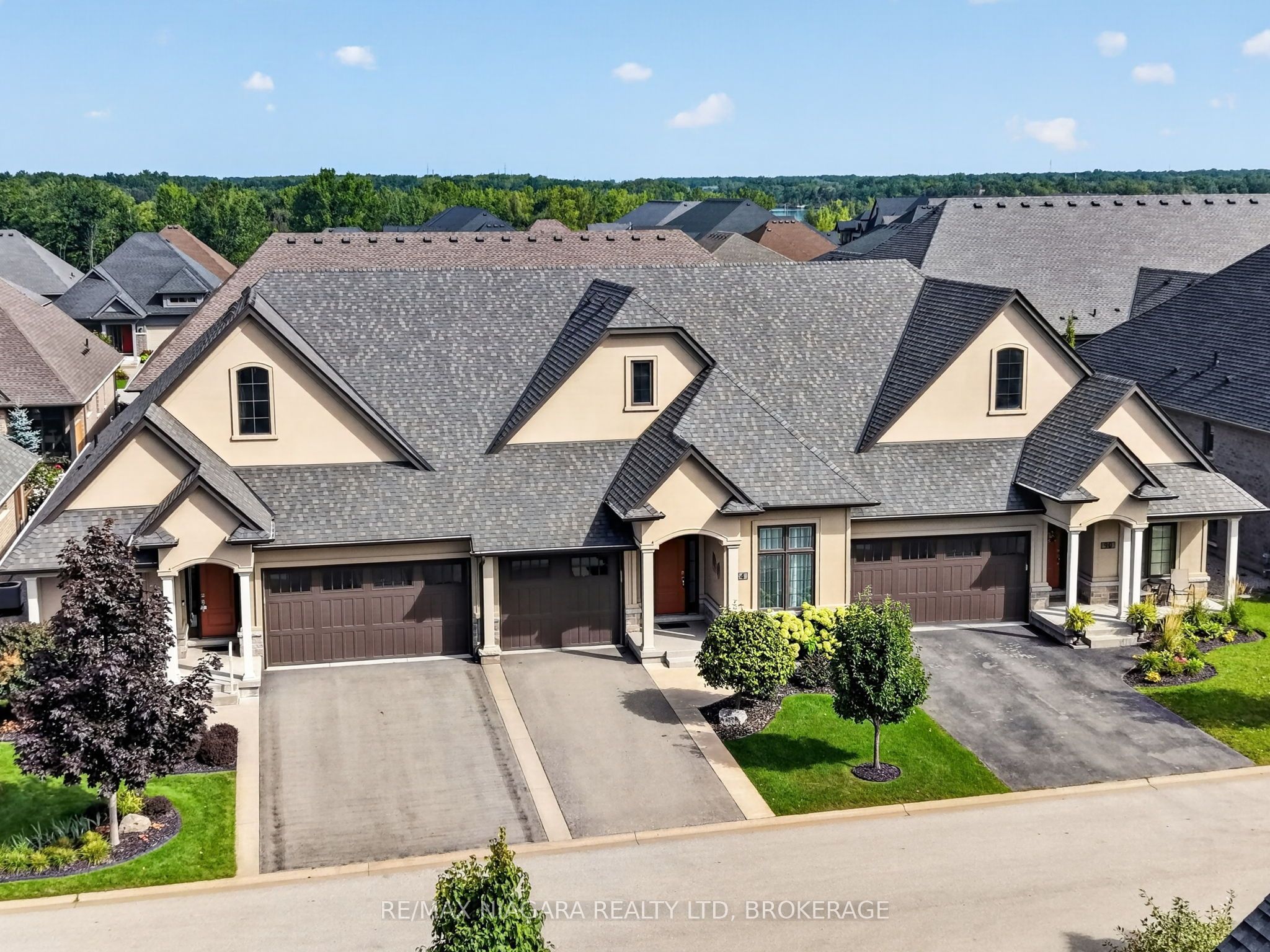 84 Ganton Trail, Welland, ON L3B 0C9