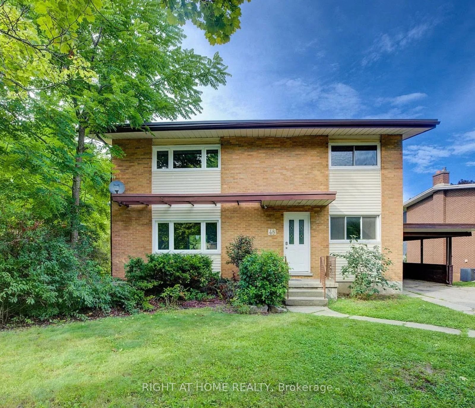 48 Westmount Road S Basemnt, Waterloo, ON N2L 2K6