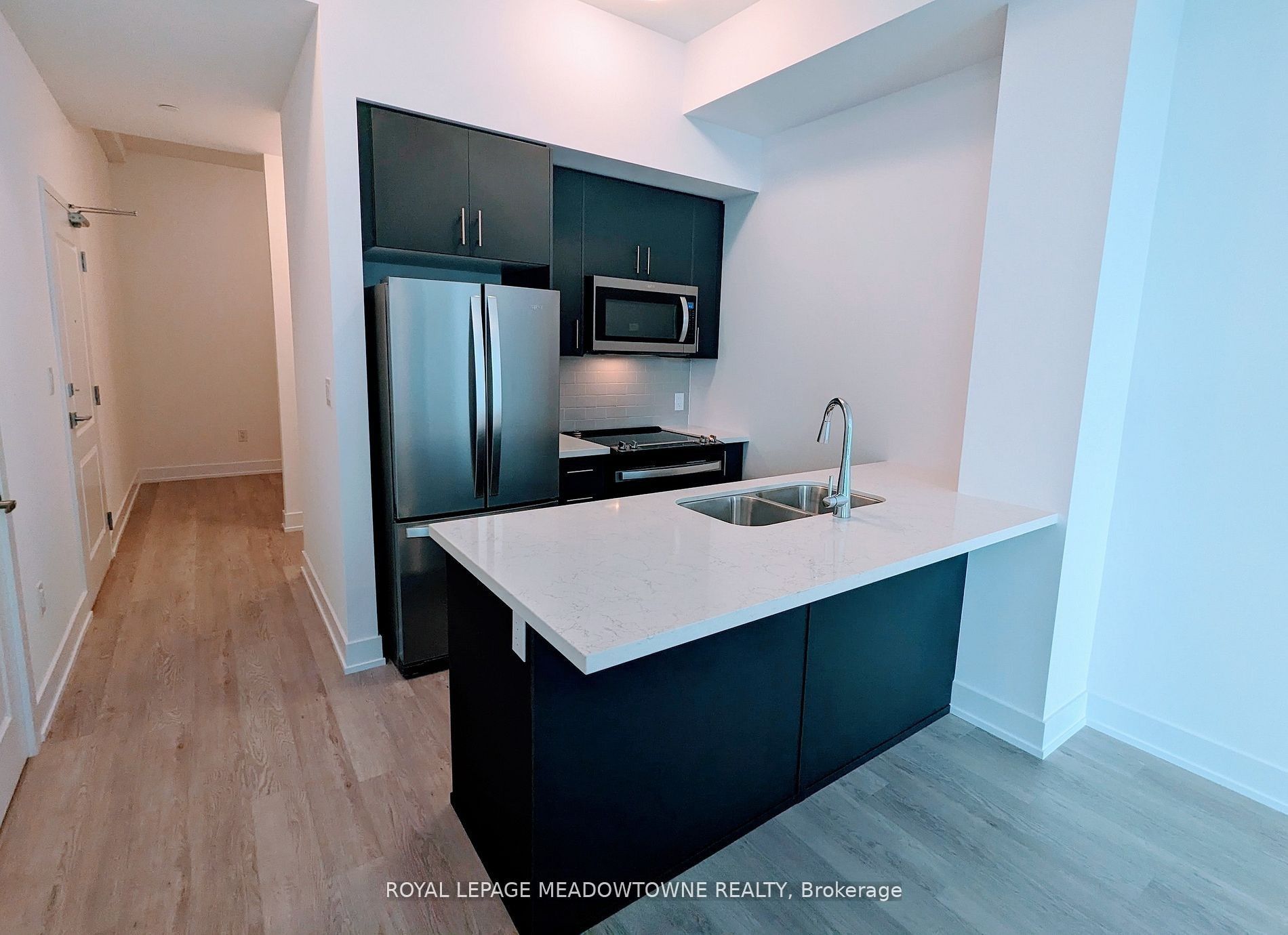 460 Dundas Street E 501, Hamilton, ON L8B 2A5 photo 3