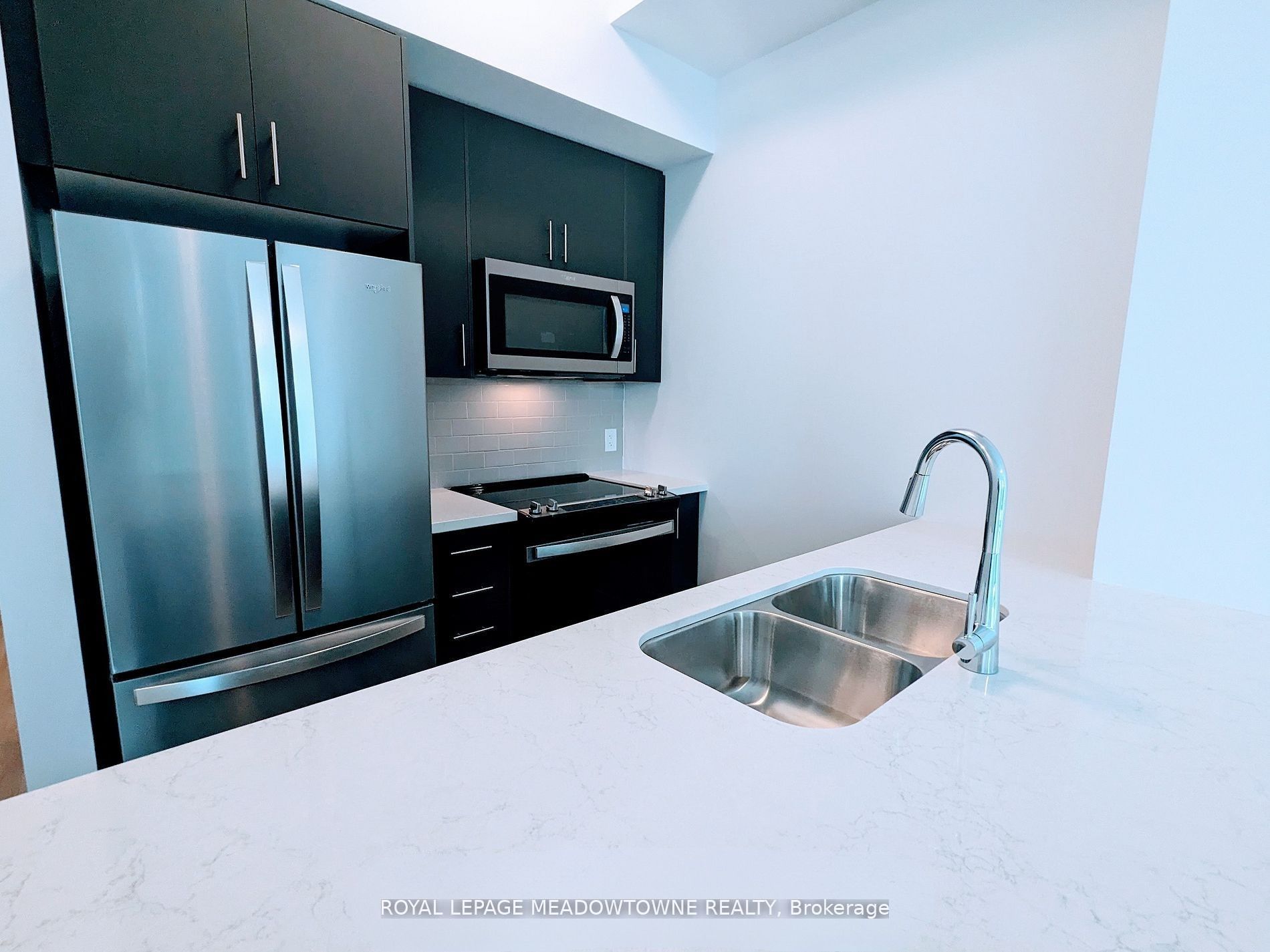 460 Dundas Street E 501, Hamilton, ON L8B 2A5 photo 4