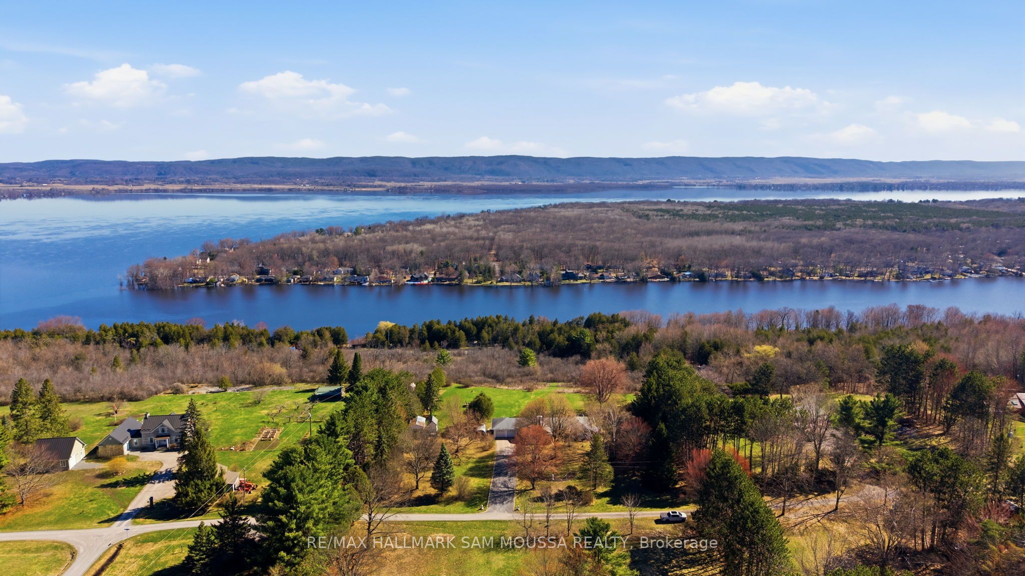122 Colonel Nicholson Lane, Constance Bay - Dunrobin - Kilmaurs - Woodlawn, ON K0A 3M0 photo 2