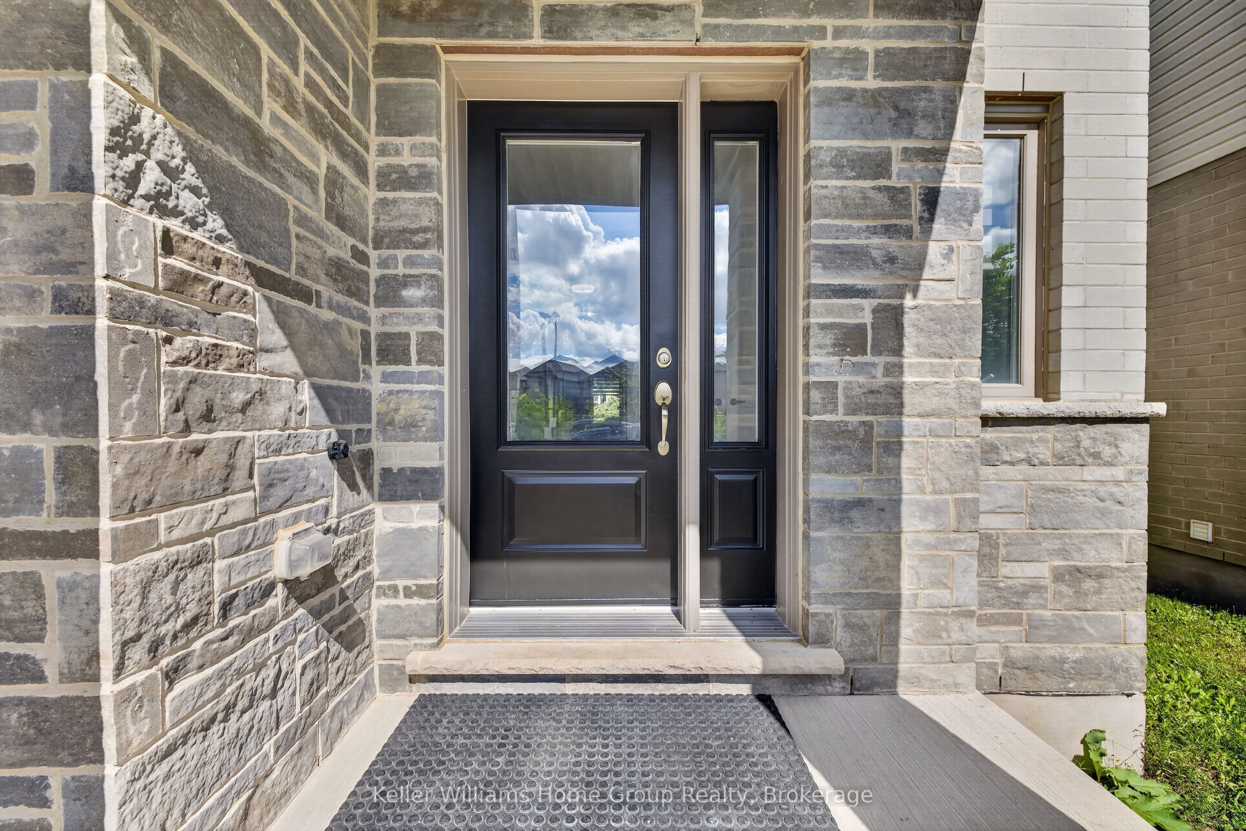 23 Ferris Circle, Guelph, ON N1G 4X2 photo 2