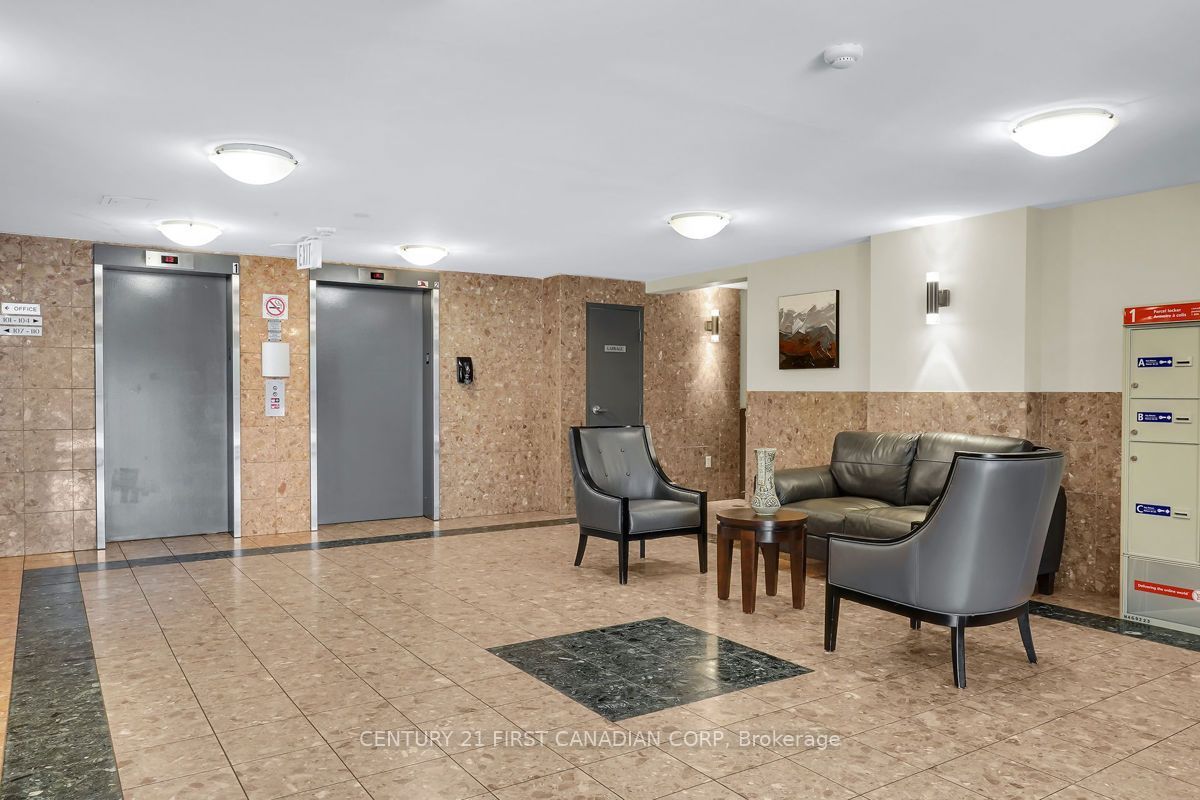 30 Chapman Court 310, London North, ON N6G 4Y4 photo 5