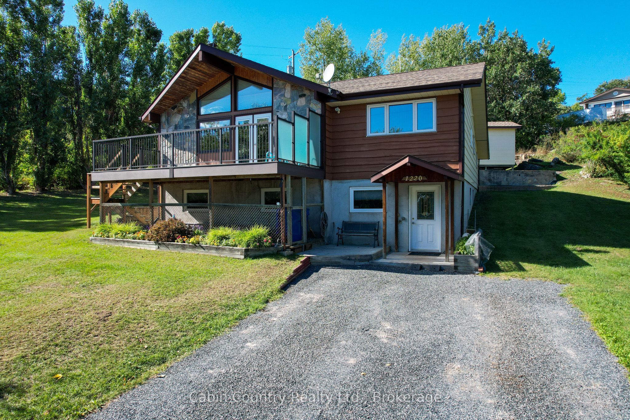 1220 Beach Road, Kenora, ON P0X 1C0