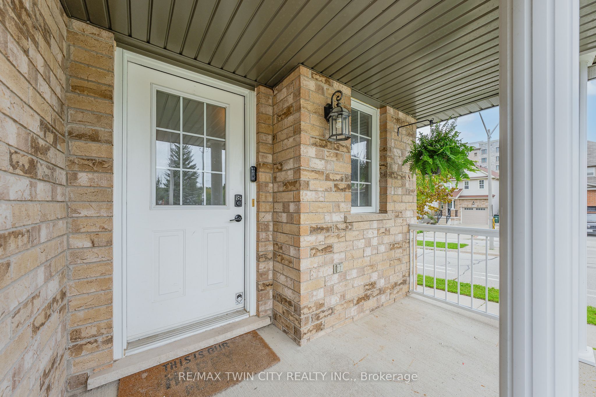 600 White Cedar Avenue, Waterloo, ON N2V 2W2 photo 3