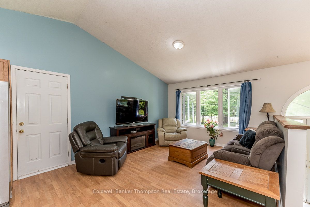109 South Waseosa Lake Road, Huntsville, ON P1H 2N5 photo 5