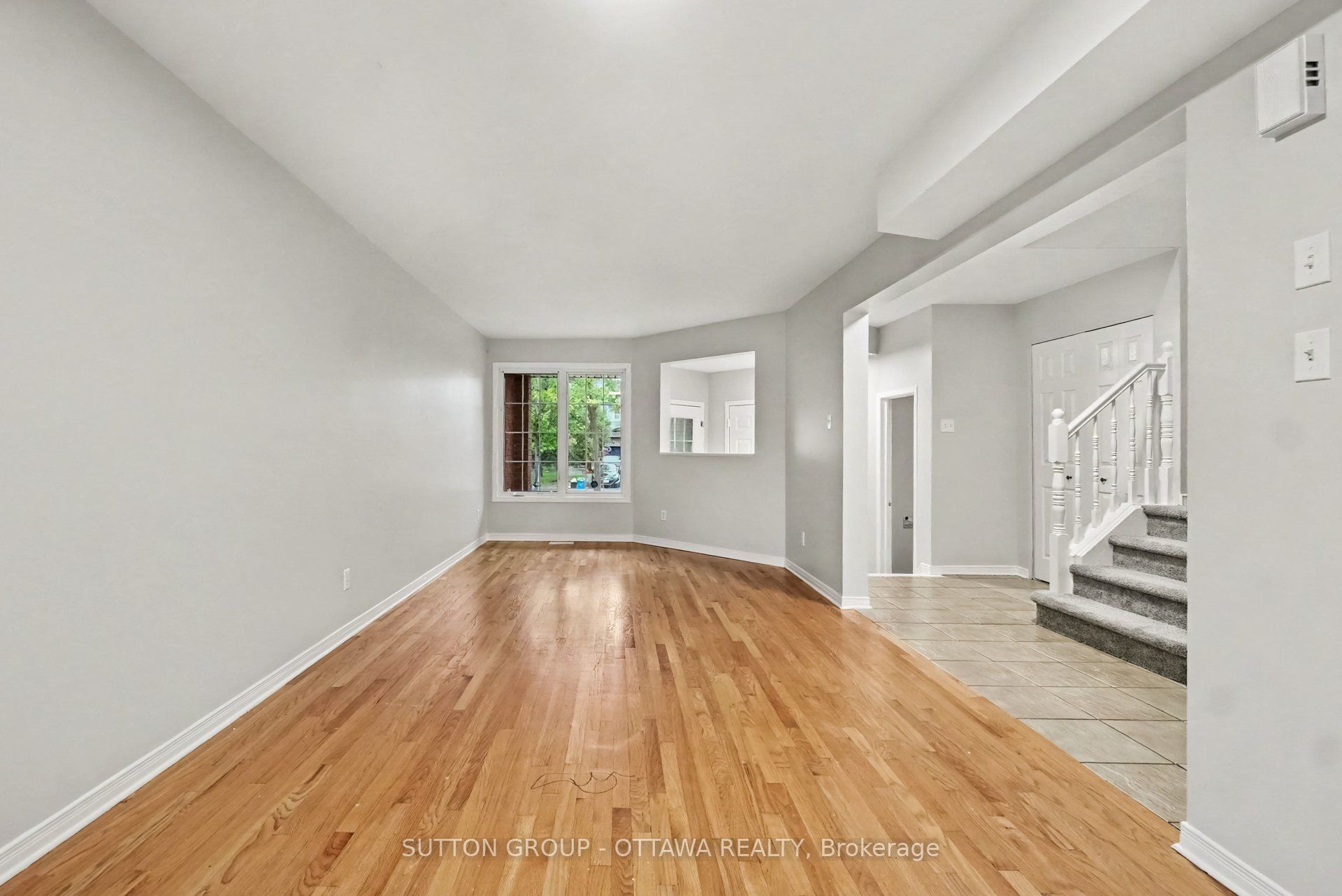159 Colliston Crescent, Hunt Club - South Keys and Area, ON K1V 2J5 photo 5
