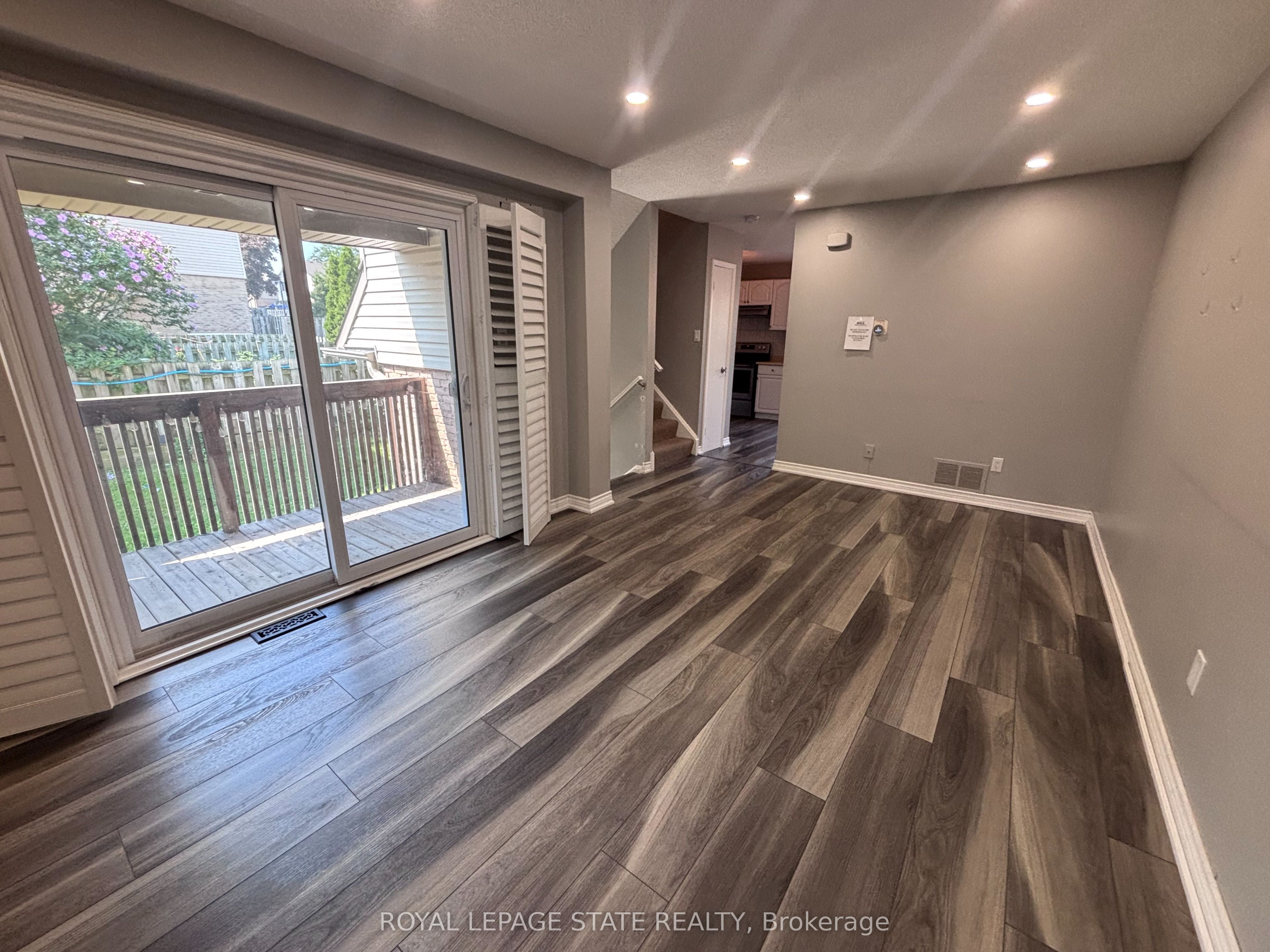 1300 Upper Ottawa Street 58, Hamilton, ON L8W 1M8 photo 5
