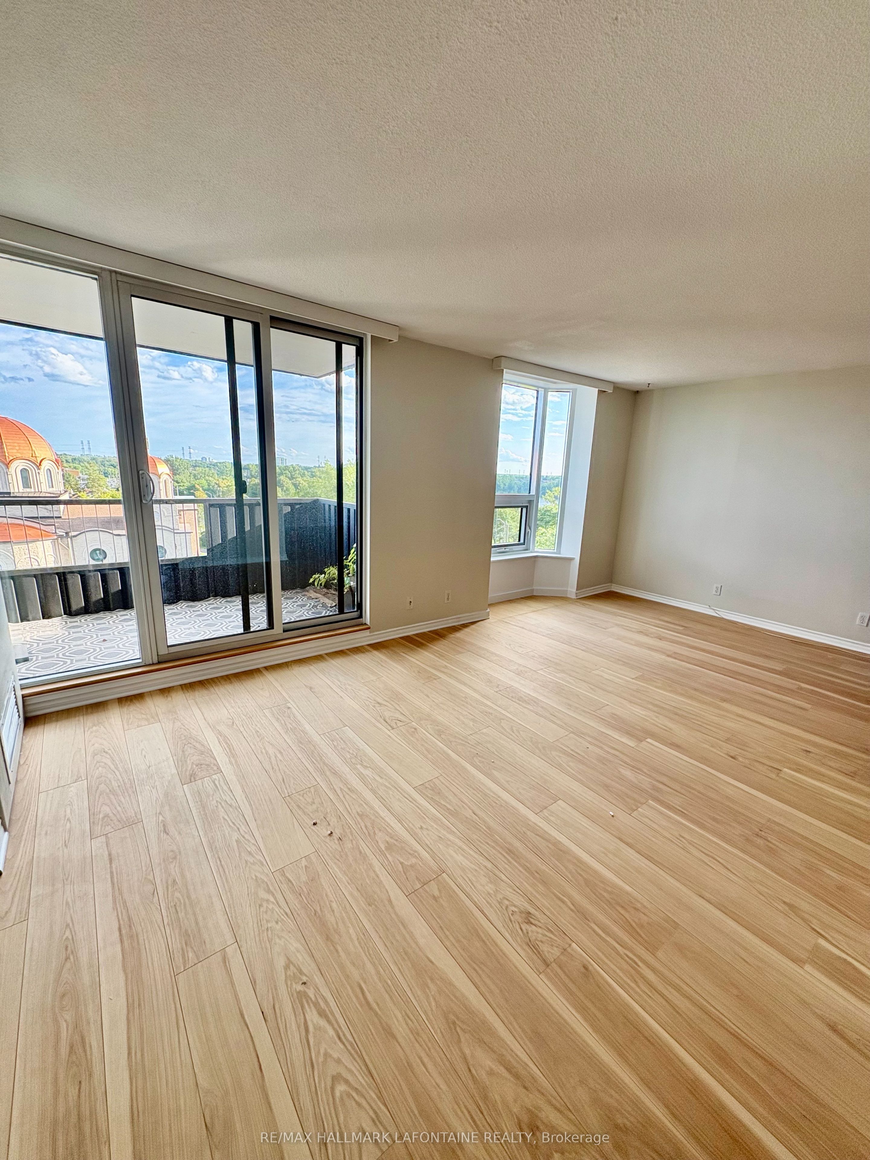 2951 Riverside Drive 812, Billings Bridge - Riverside Park and Area, ON K1V 8W6 photo 5