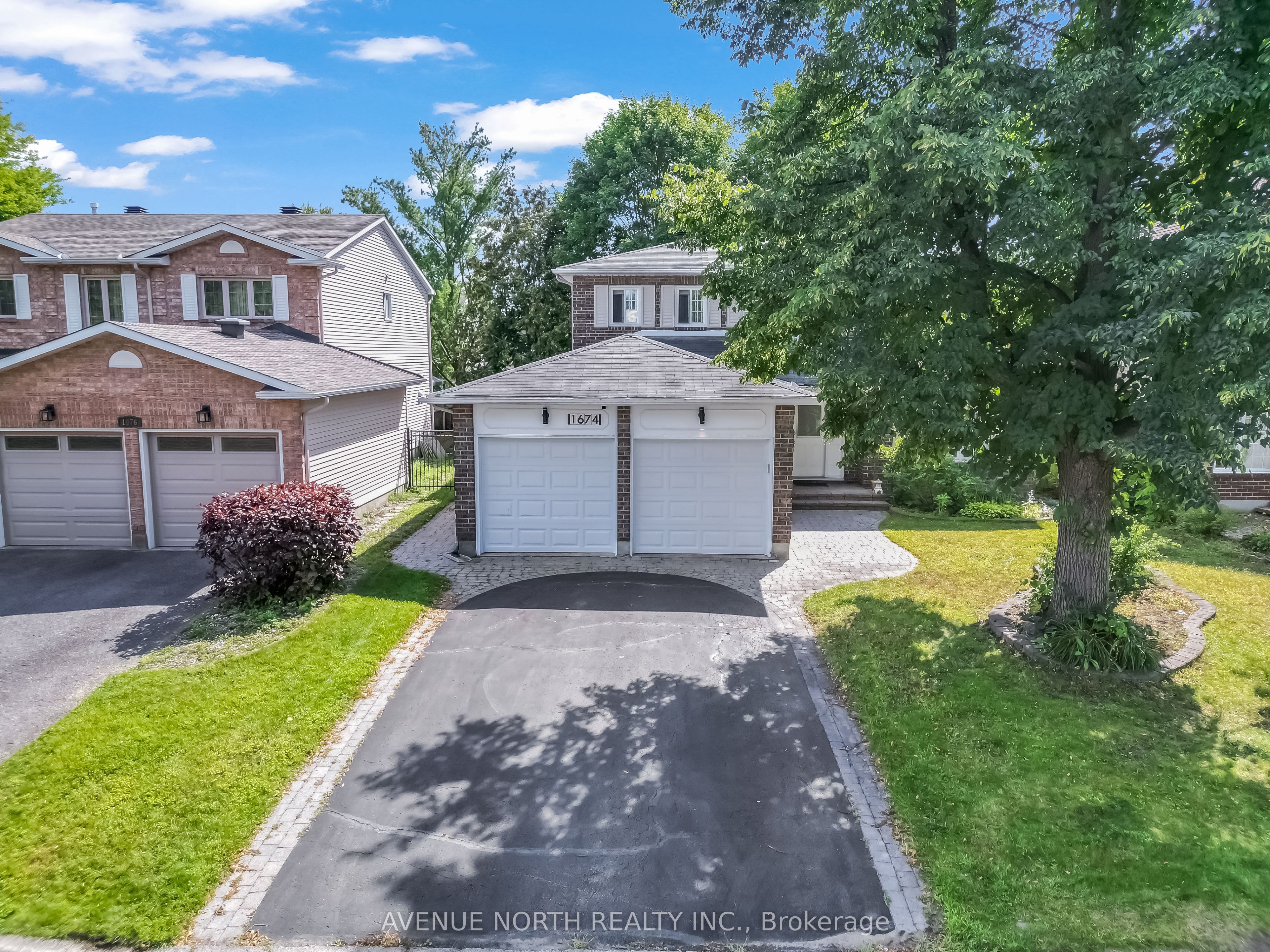 1674 Sansonnet Street S, Orleans - Convent Glen and Area, ON K1C 5Y6 photo 4