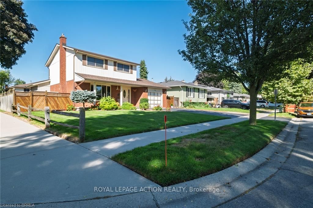 20 Wildflower Lane, Brantford, ON N3R 6B4 photo 2