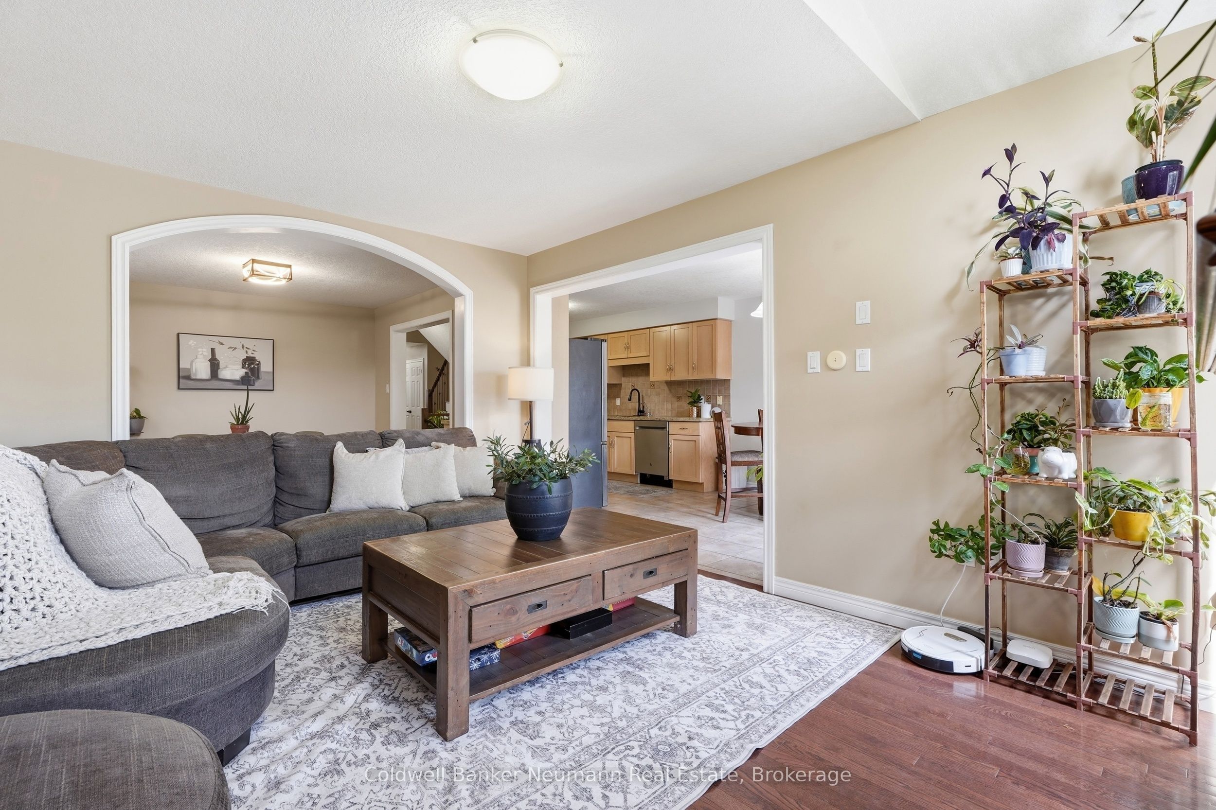 7 Henderson Drive, Guelph, ON N1E 0A1 photo 5