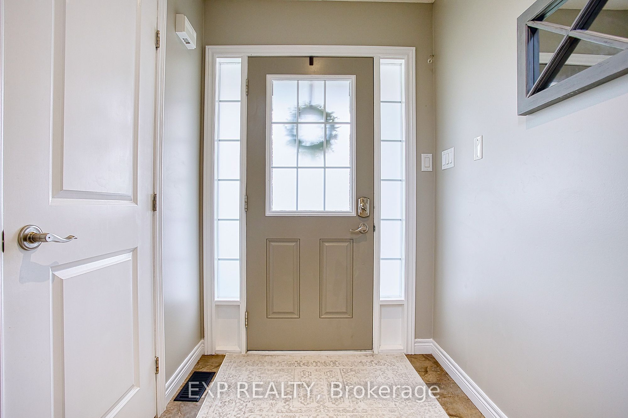 86 Willow Lane, Grimsby, ON L3M 5P7 photo 4