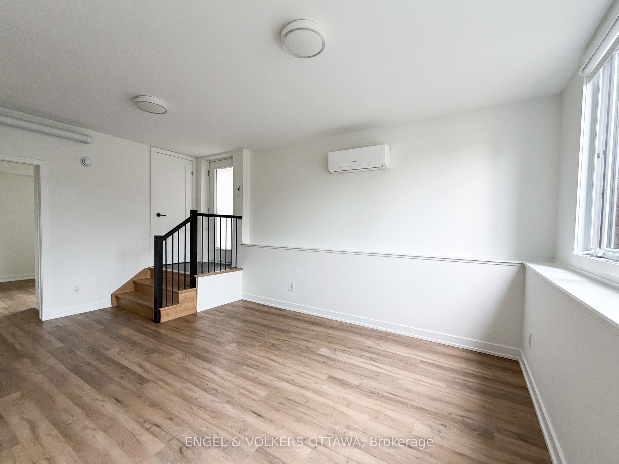123 Marlborough Avenue, Lower Town - Sandy Hill, ON K1N 8G1 photo 2
