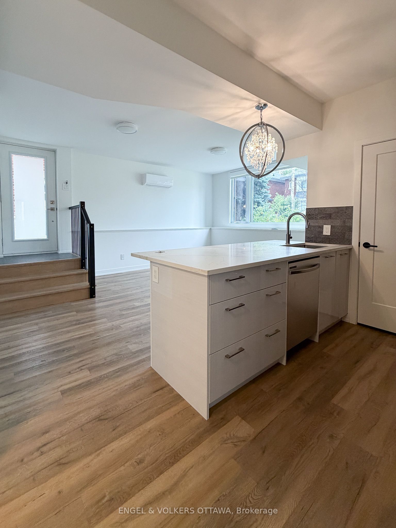 123 Marlborough Avenue, Lower Town - Sandy Hill, ON K1N 8G1 photo 4
