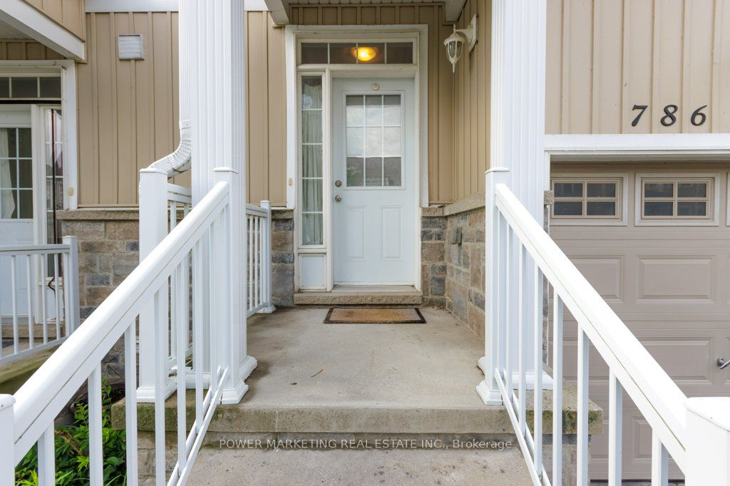 786 NEWMARKET Lane, Kingston, ON K7K 0C8 photo 3