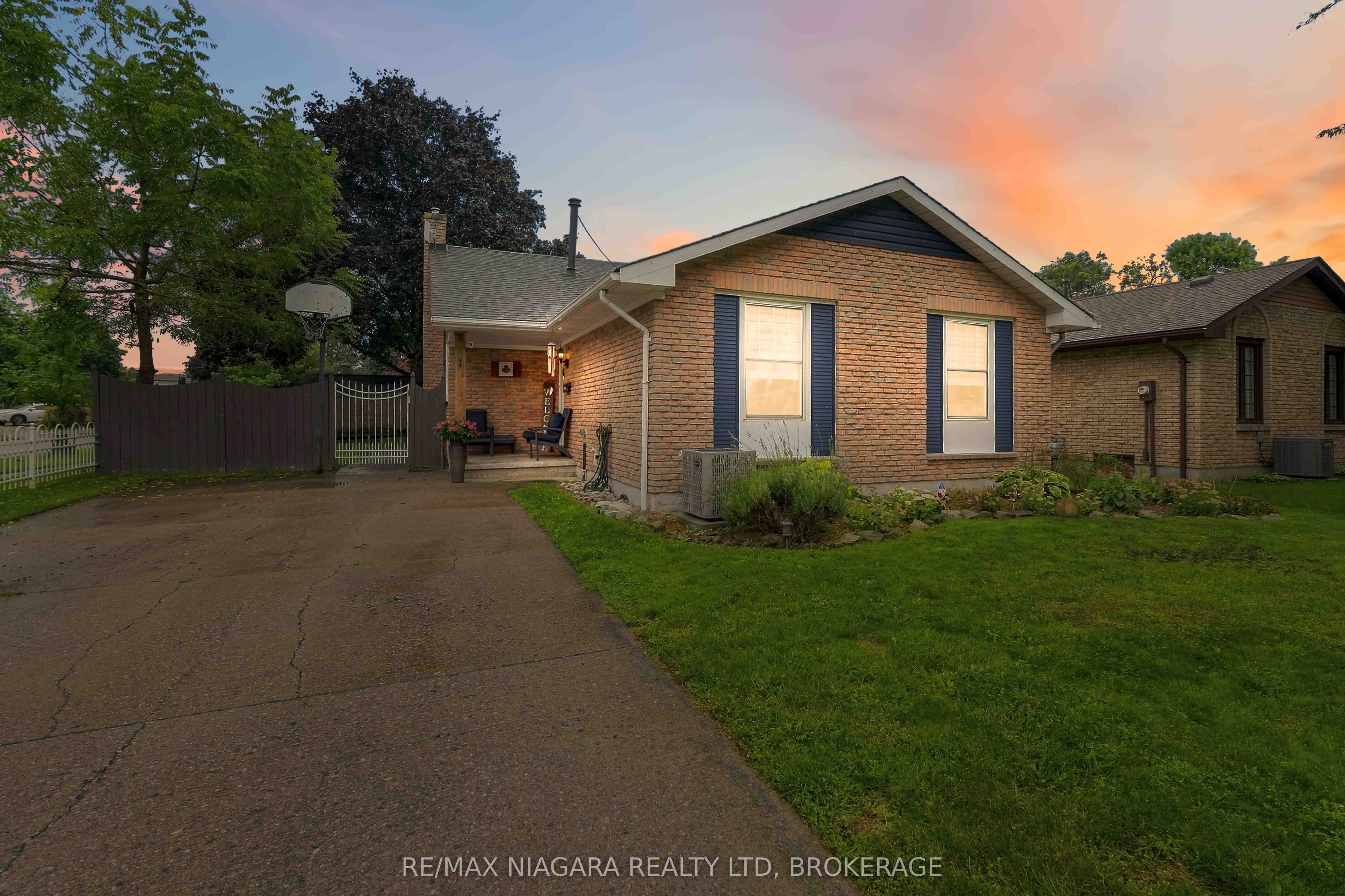 1 Belair Drive, St. Catharines, ON L2N 6X7