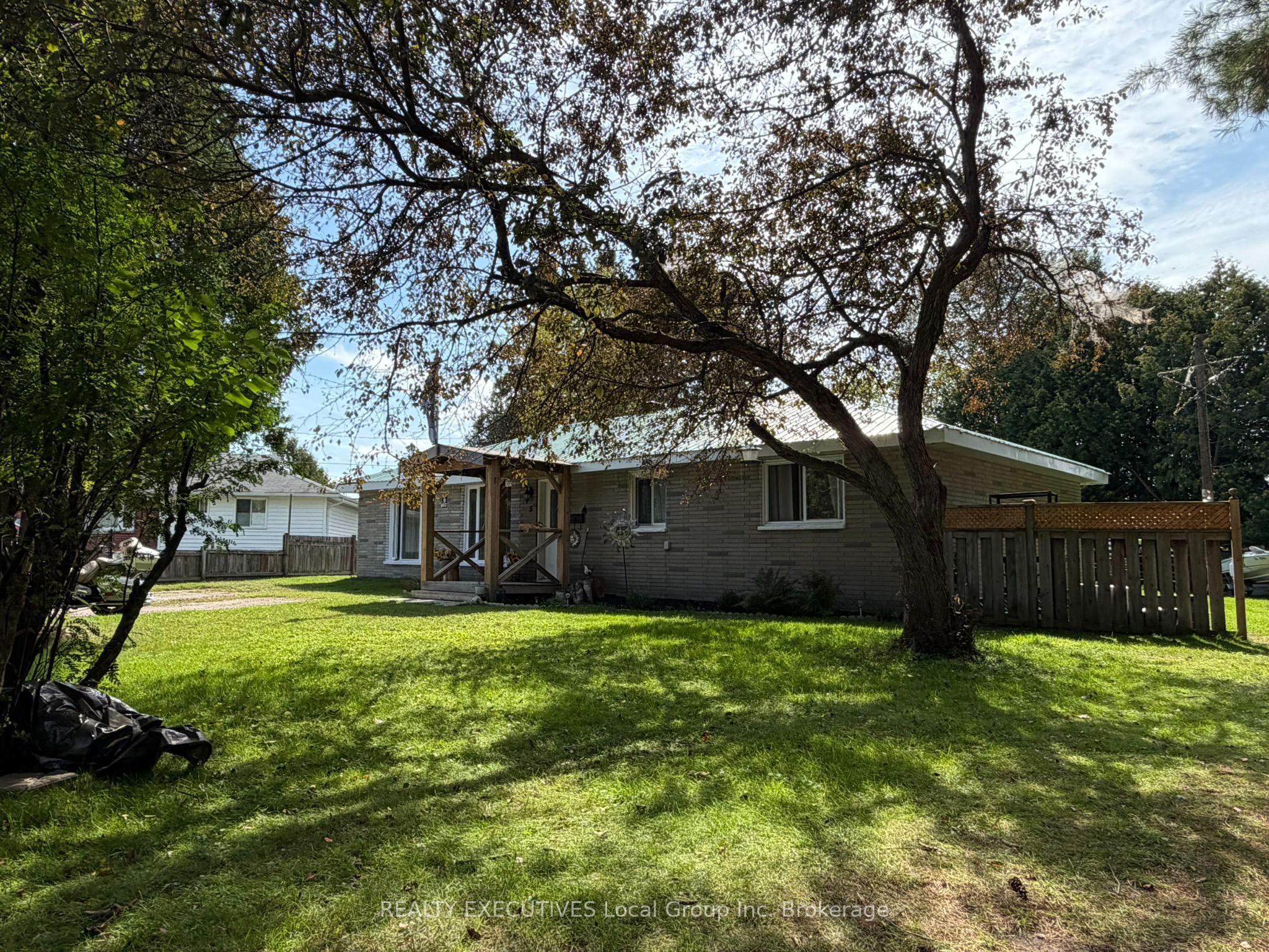 5 Ralph Place, North Bay, ON P1A 1L3