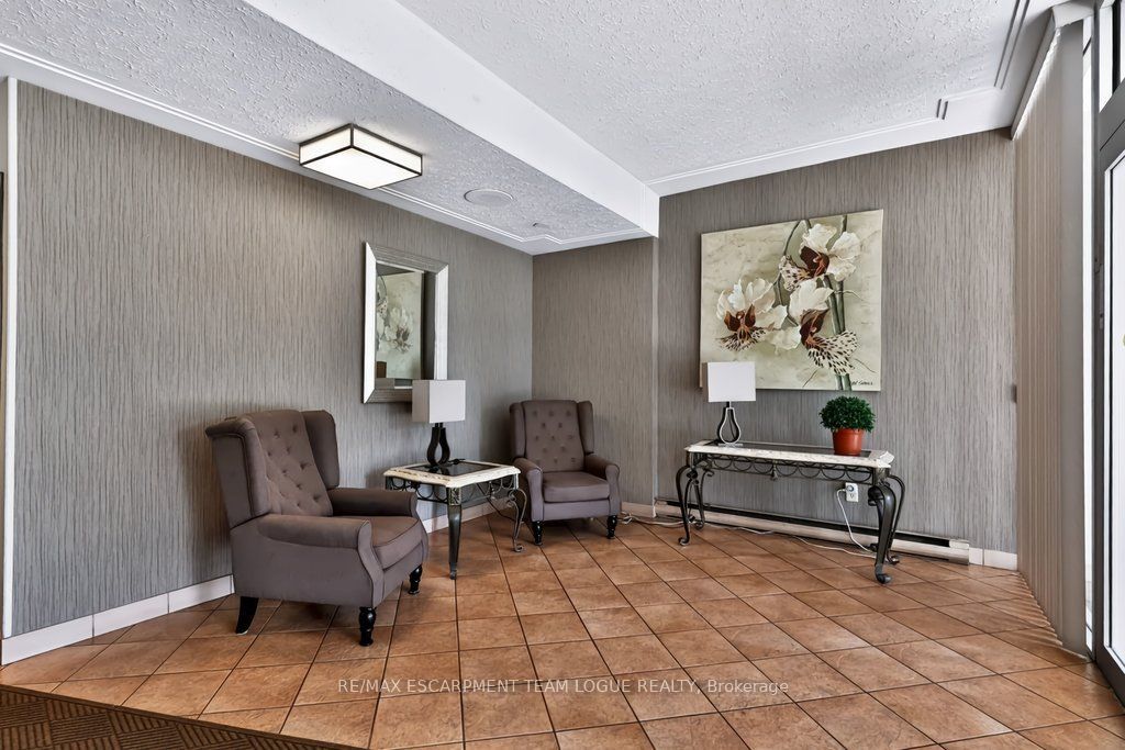 30 Harrisford Street 404, Hamilton, ON L8K 6M9 photo 5