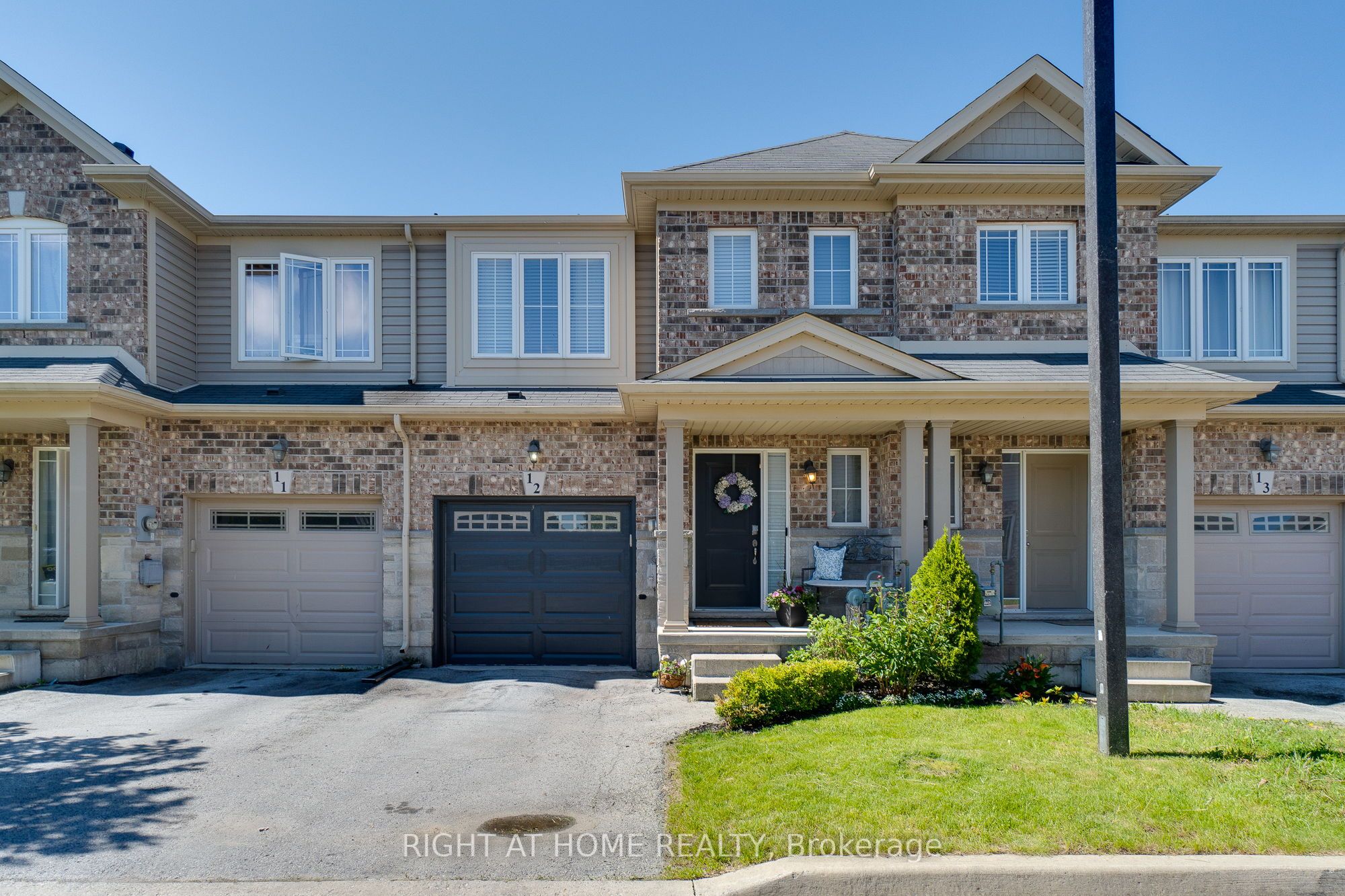 70 Highgate Drive 12, Hamilton, ON L8J 0E8 photo 2