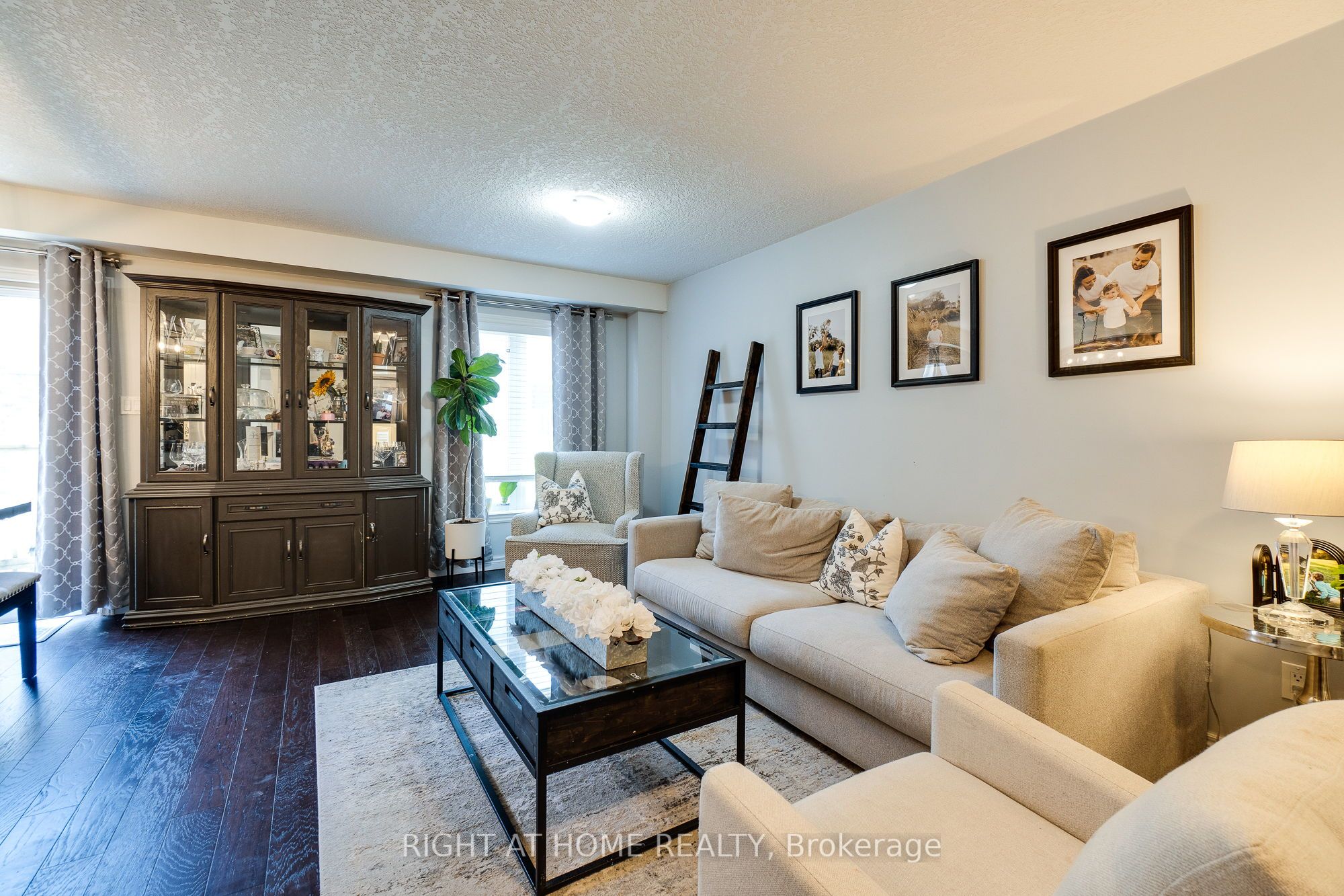 70 Highgate Drive 12, Hamilton, ON L8J 0E8 photo 3