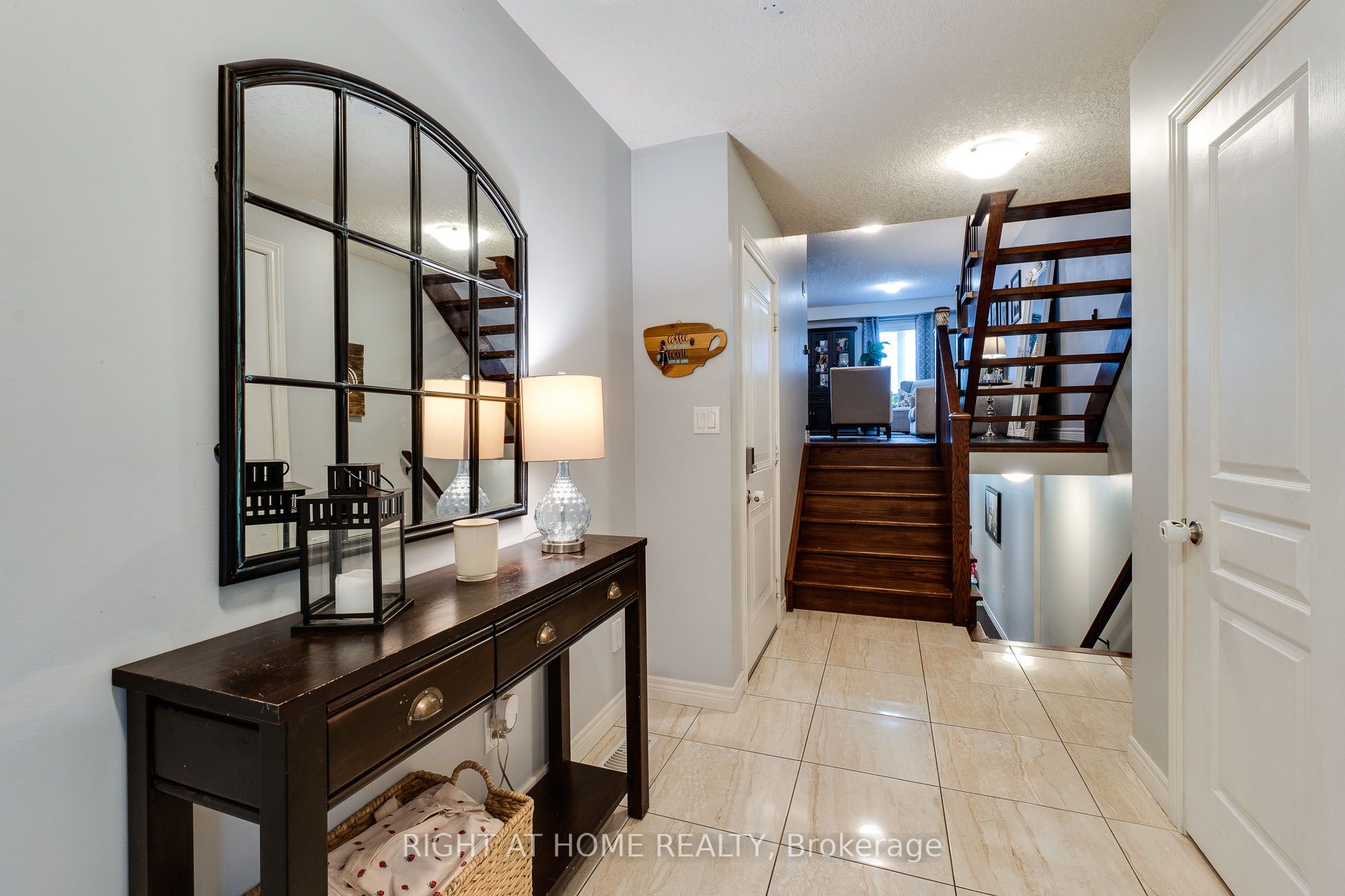 70 Highgate Drive 12, Hamilton, ON L8J 0E8 photo 5