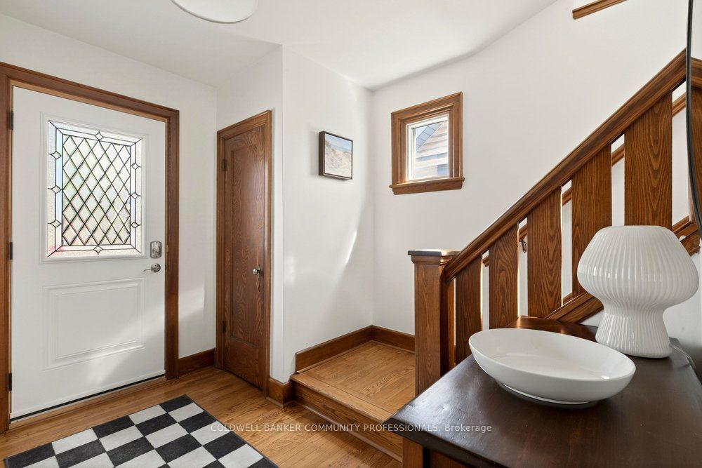 66 Edgemont Street S, Hamilton, ON L8K 2H5 photo 4