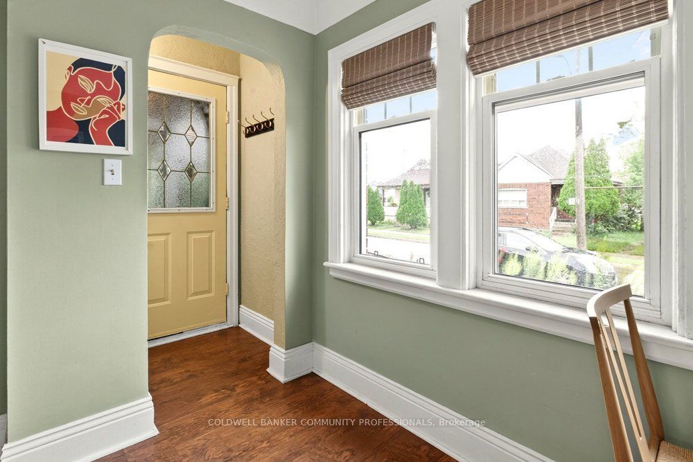 136 Weir Street N, Hamilton, ON L8H 5E9 photo 4