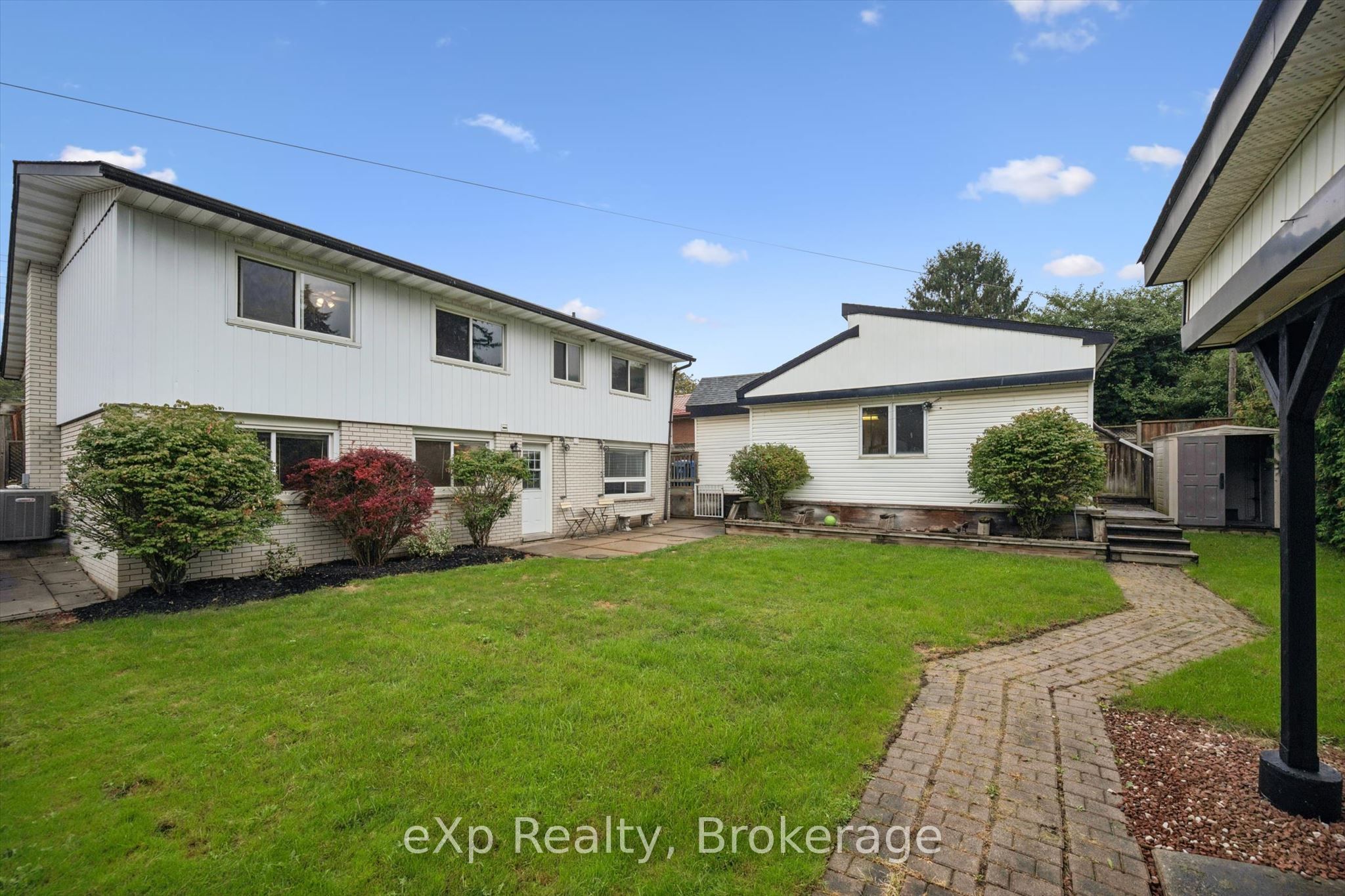 130 Speedvale Avenue W, Guelph, ON N1H 1K4 photo 3