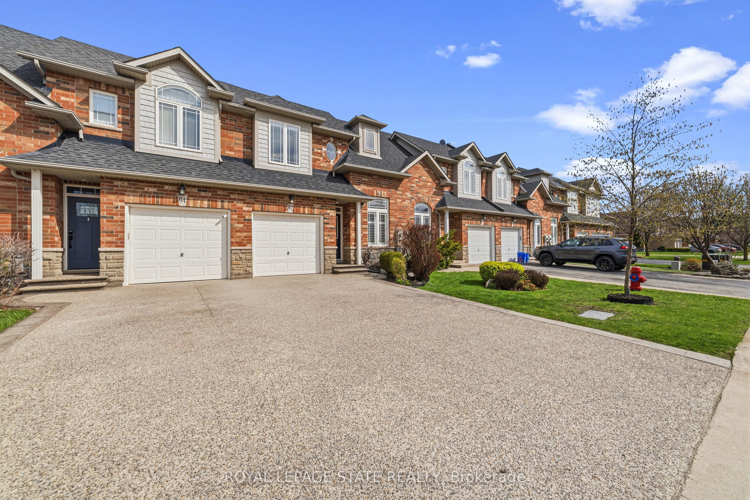 92 Benziger Lane, Hamilton, ON L8E 6G5 photo 2