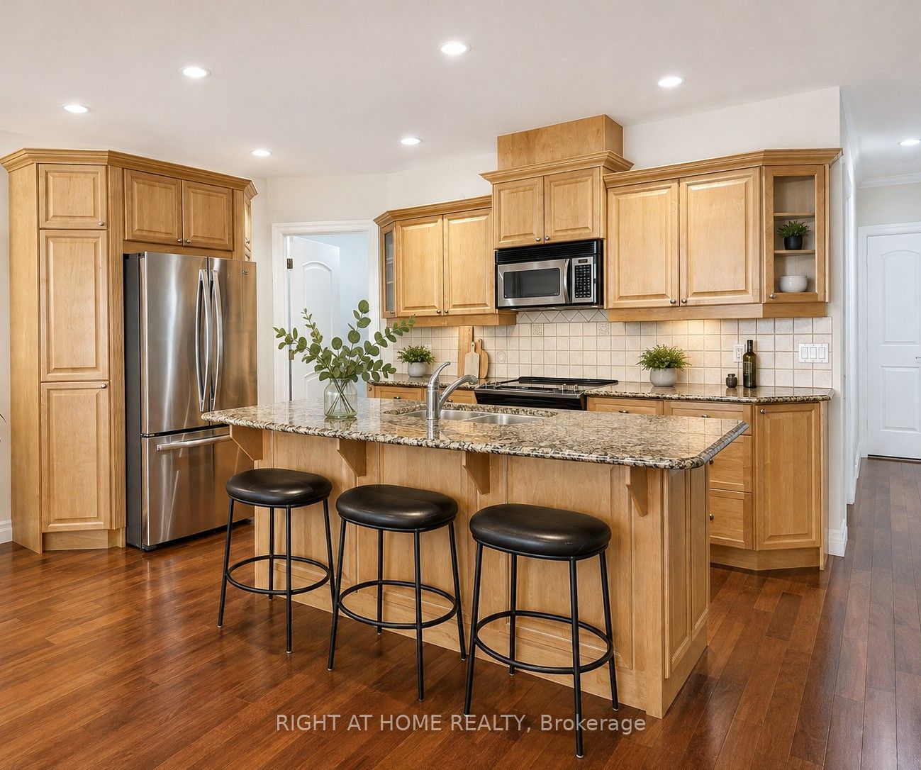 250 PALL MALL Street 1001, London East, ON N6A 4K3 photo 5