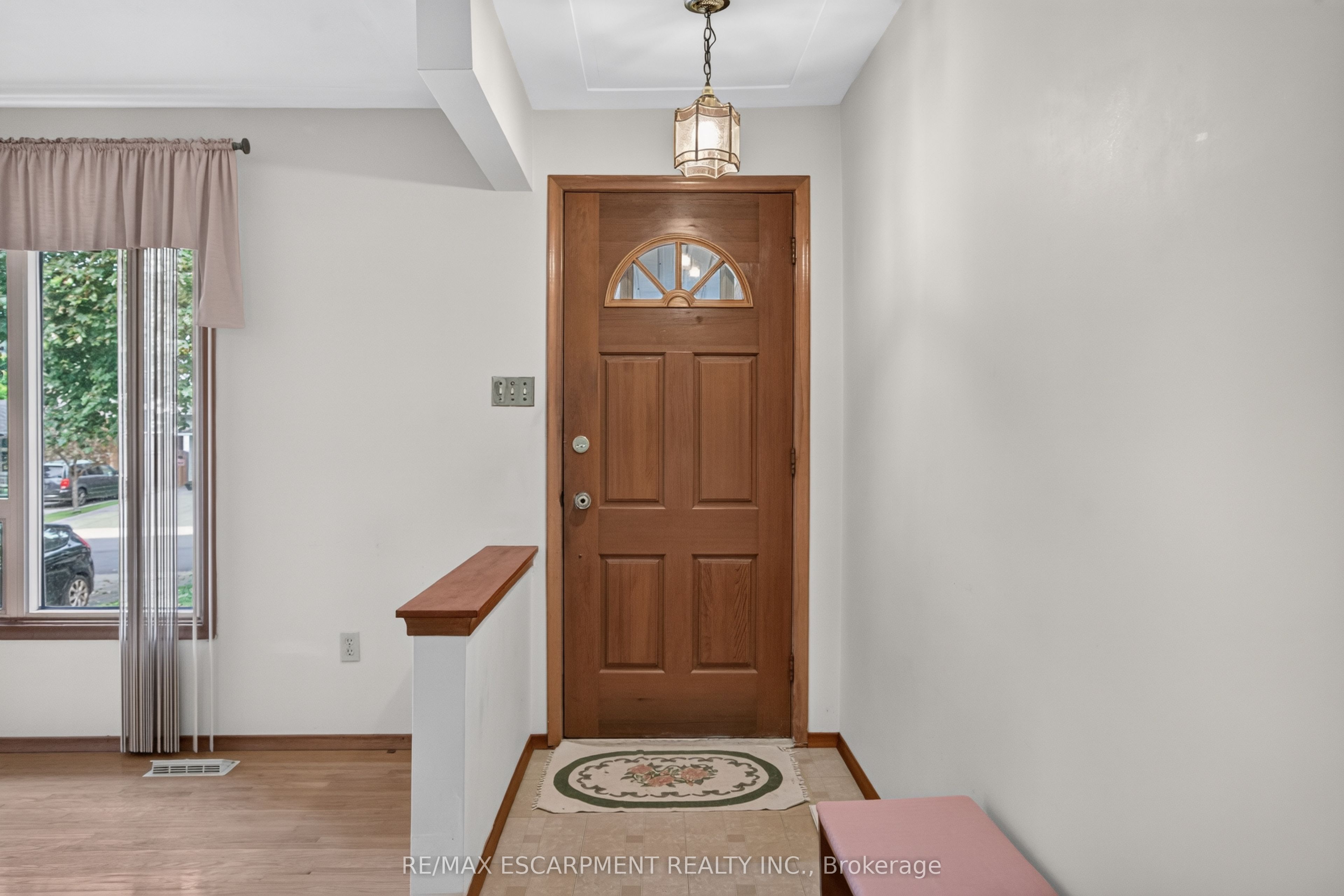 80 Sarasota Avenue, Hamilton, ON L9C 3X5 photo 5