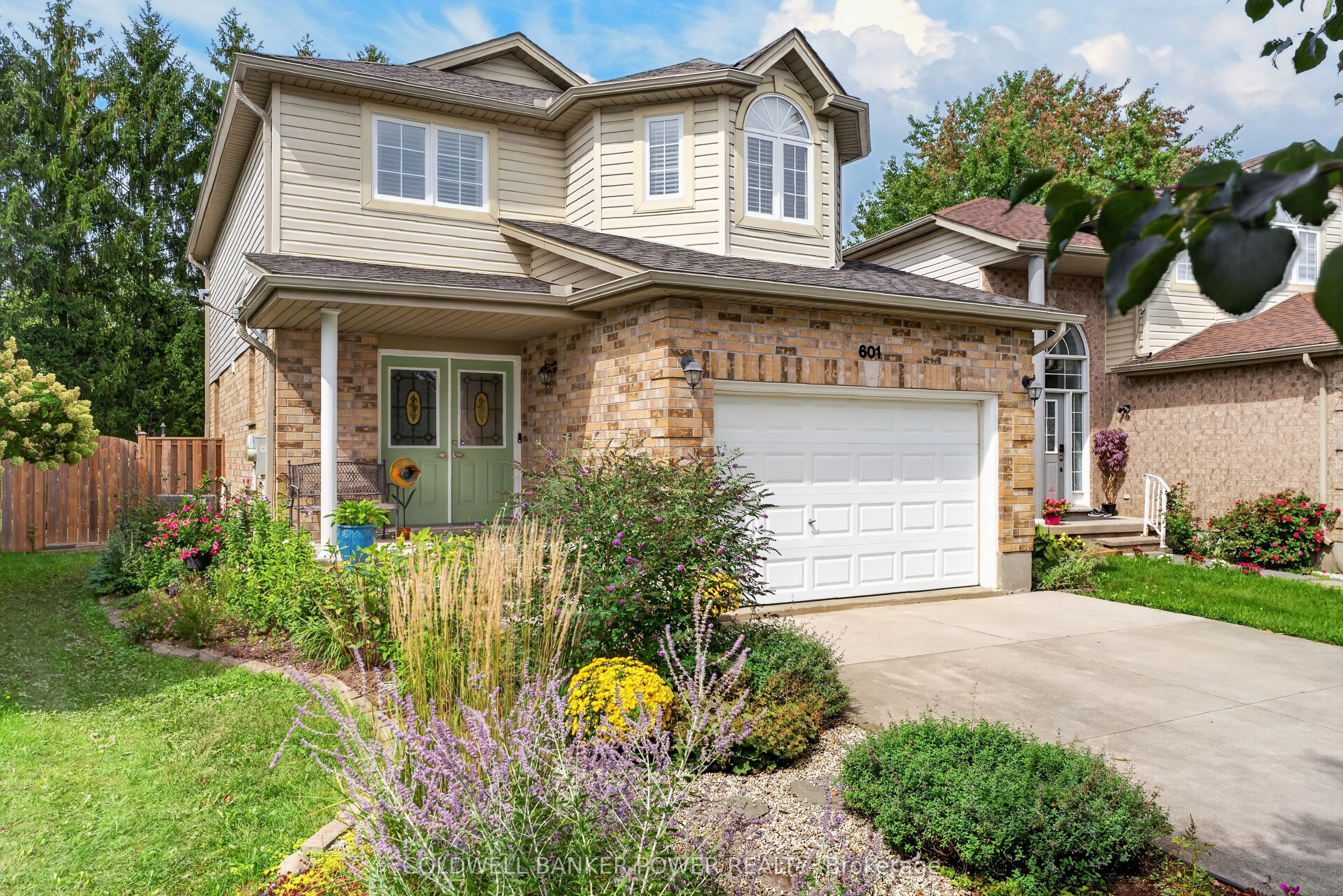 601 Ridgeview Drive, London East, ON N5Y 6H7 photo 2