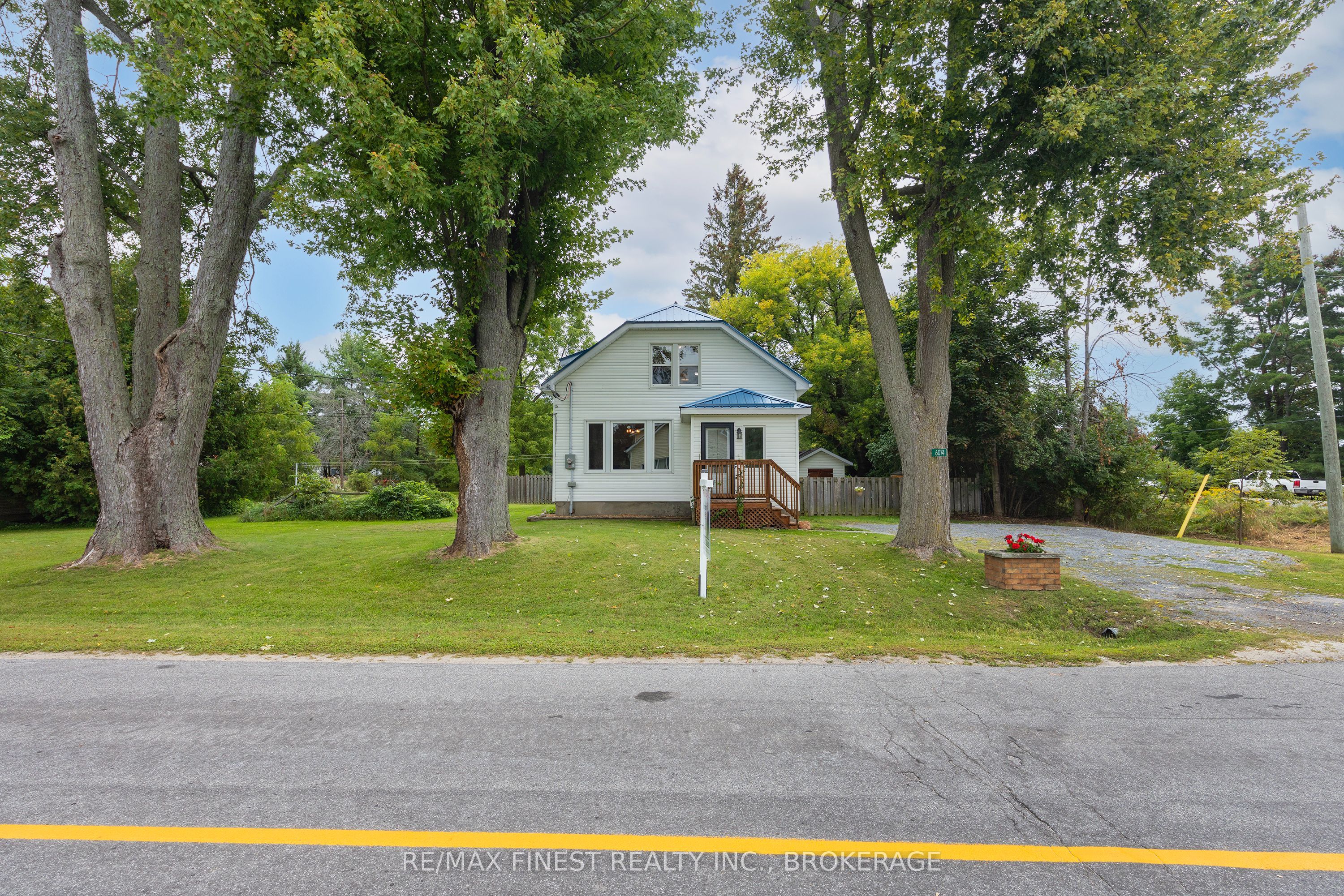 6074 Bank Street, Frontenac, ON K0H 2W0 photo 2