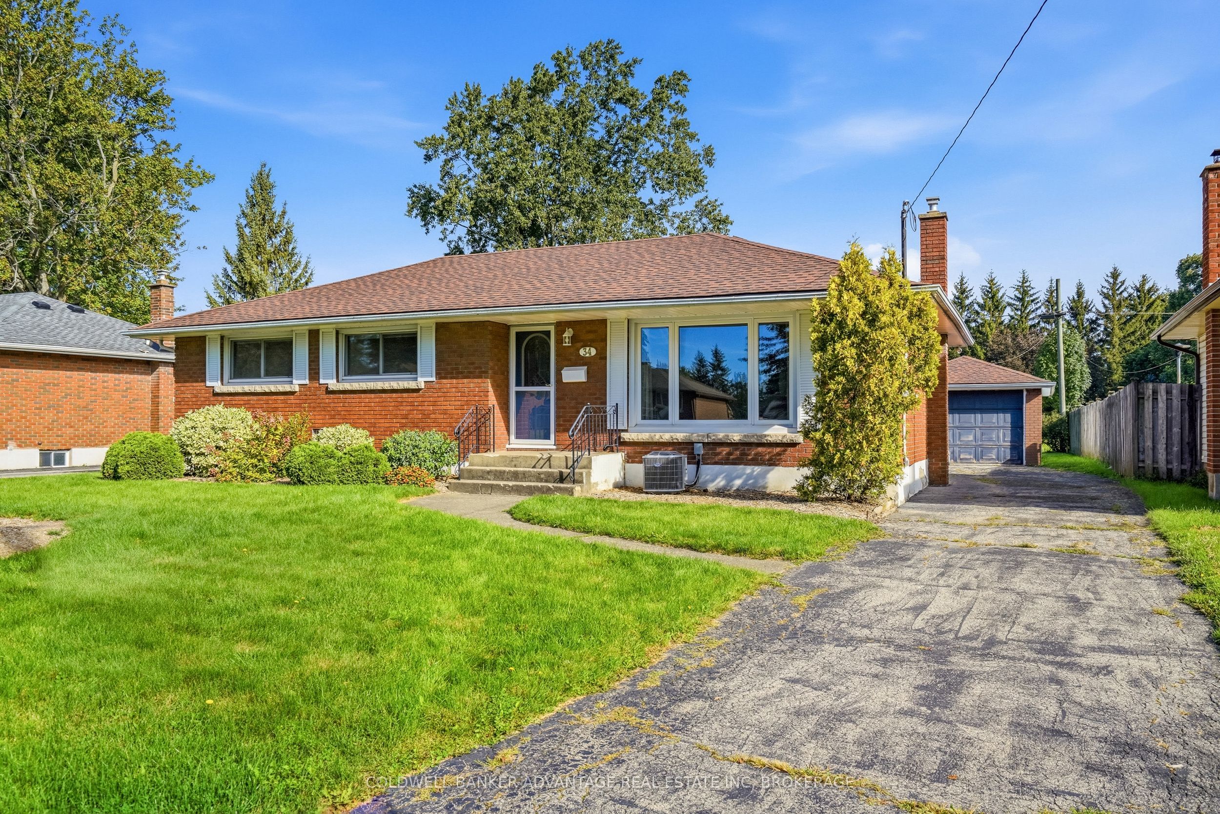 34 Beverly Crescent, Welland, ON L3C 3P8 photo 2