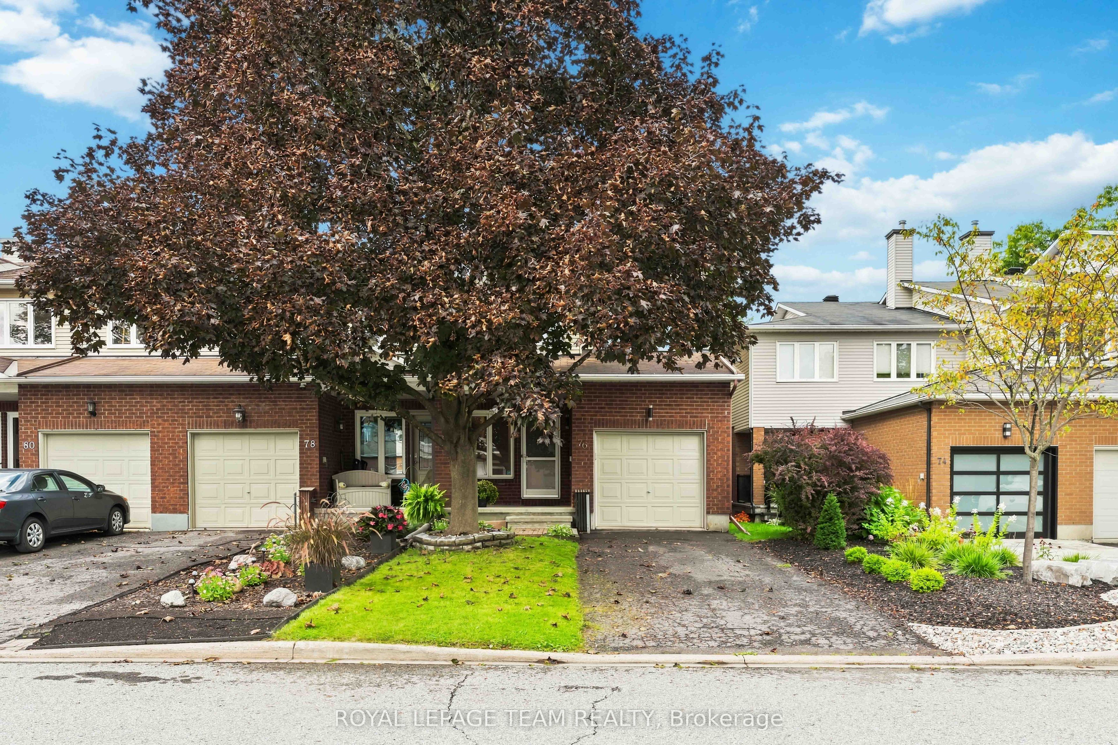 76 Hunter's Glen Crescent, Hunt Club - South Keys and Area, ON K1T 3R1