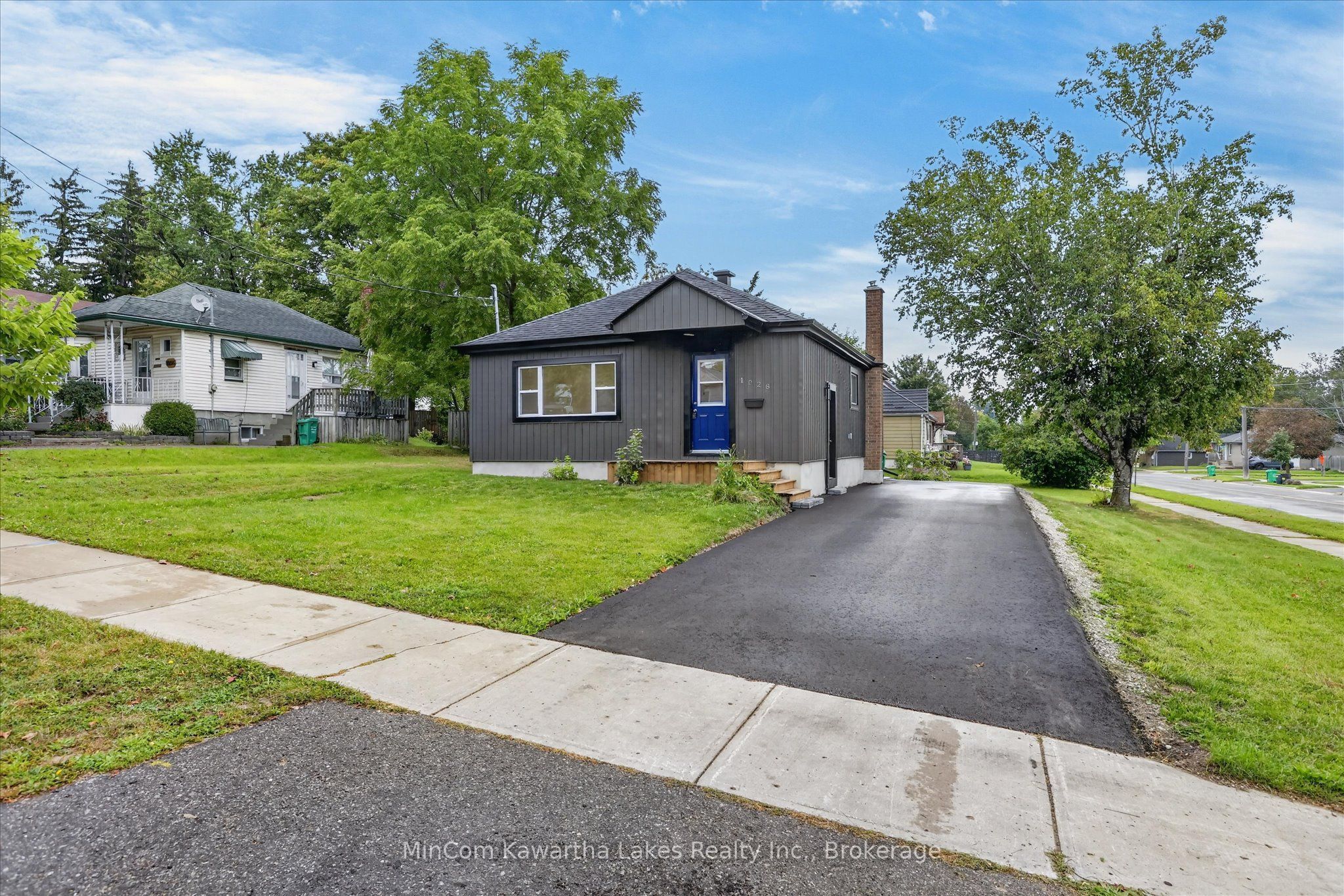 1028 Western Avenue, Peterborough, ON K9J 5W4 photo 4