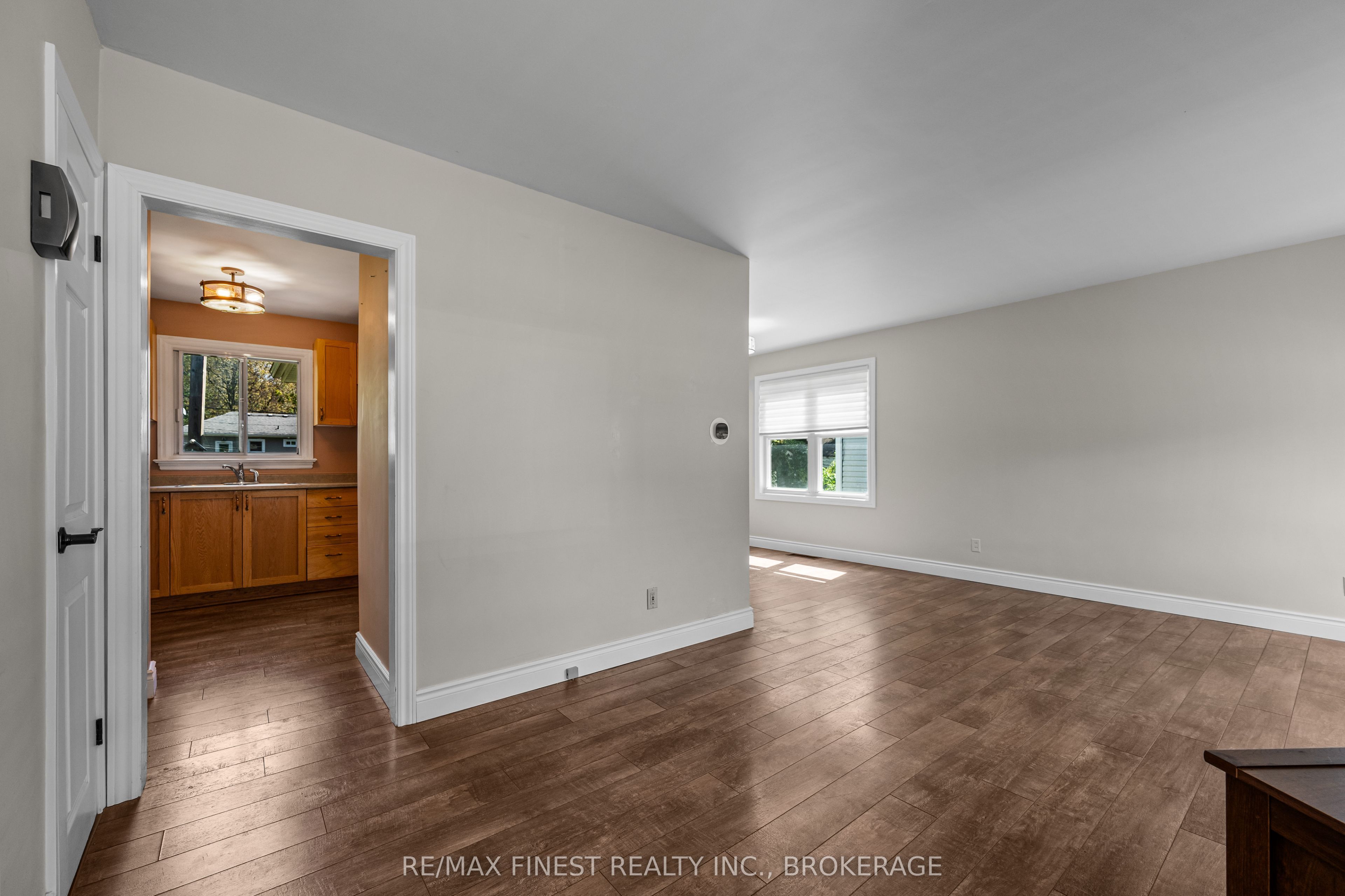 193 Hawthorne Avenue, Kingston, ON K7M 1Z2 photo 4