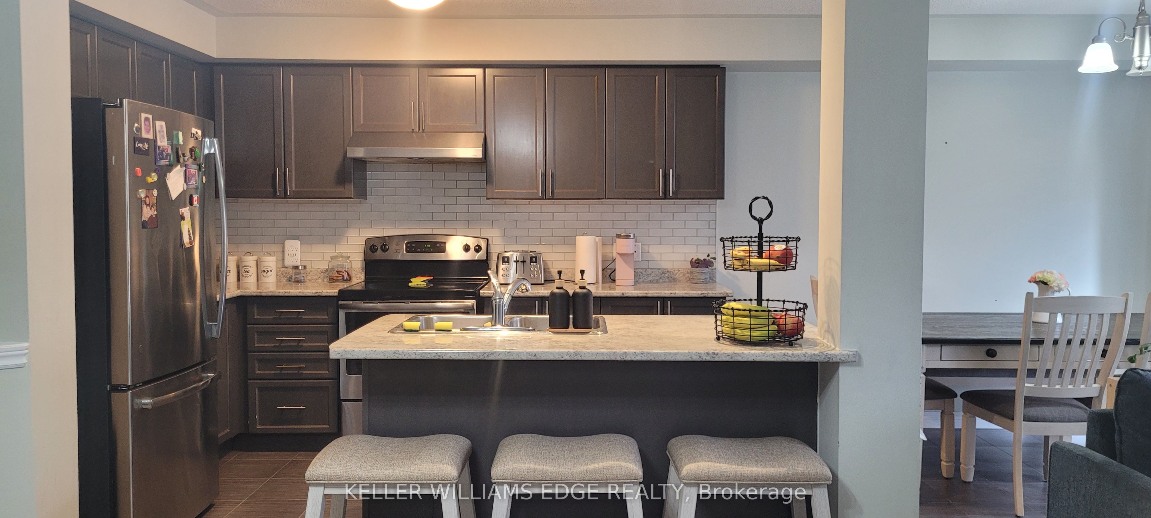 90 Bloom Crescent, Hamilton, ON L0R 1P0