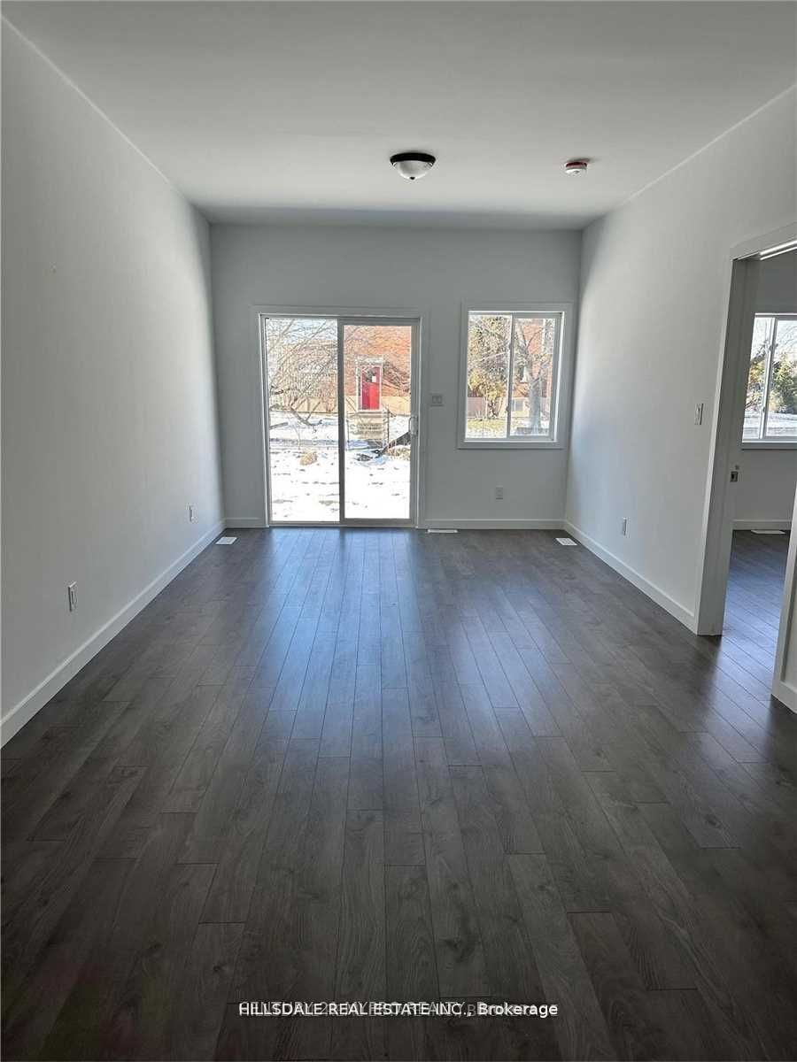 326 Chaffey Street, Welland, ON L3B 0K4 photo 3