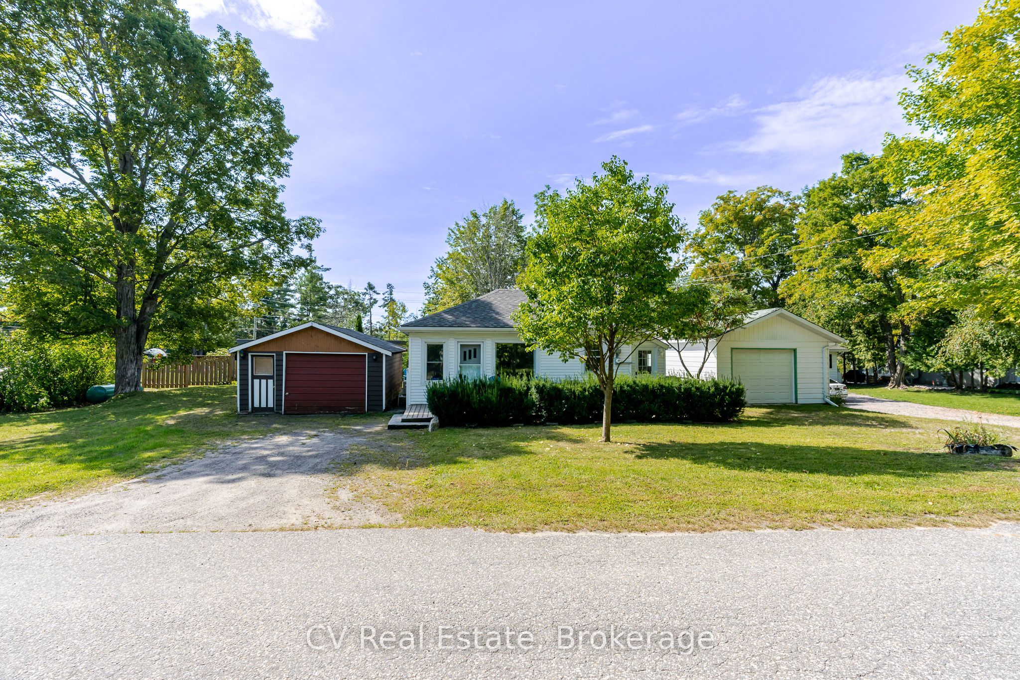 1016 Mill Street, Muskoka Lakes, ON P0C 1A0 photo 3