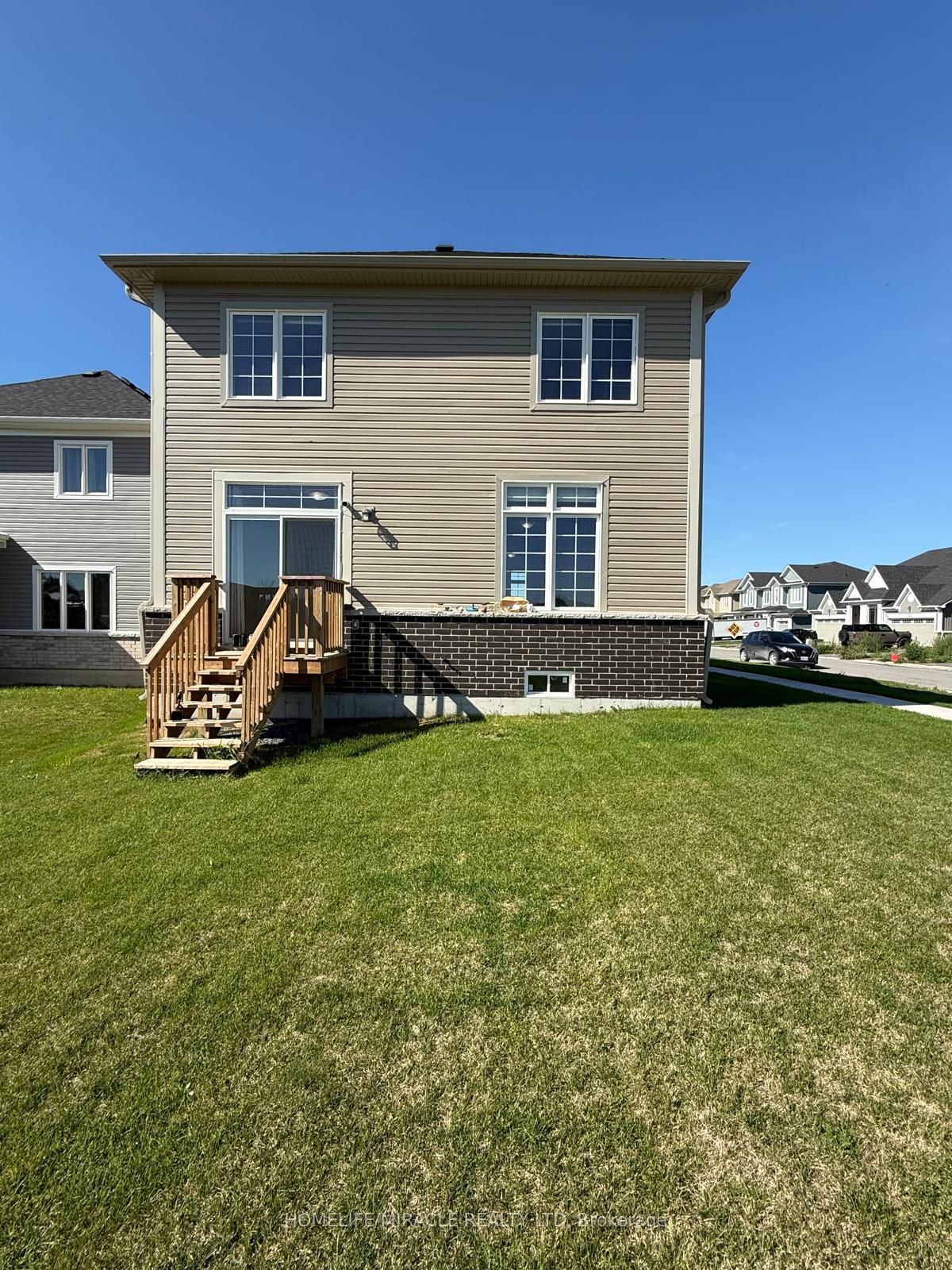 128 Oakmont Drive, Loyalist, ON K0H 1G0 photo 3
