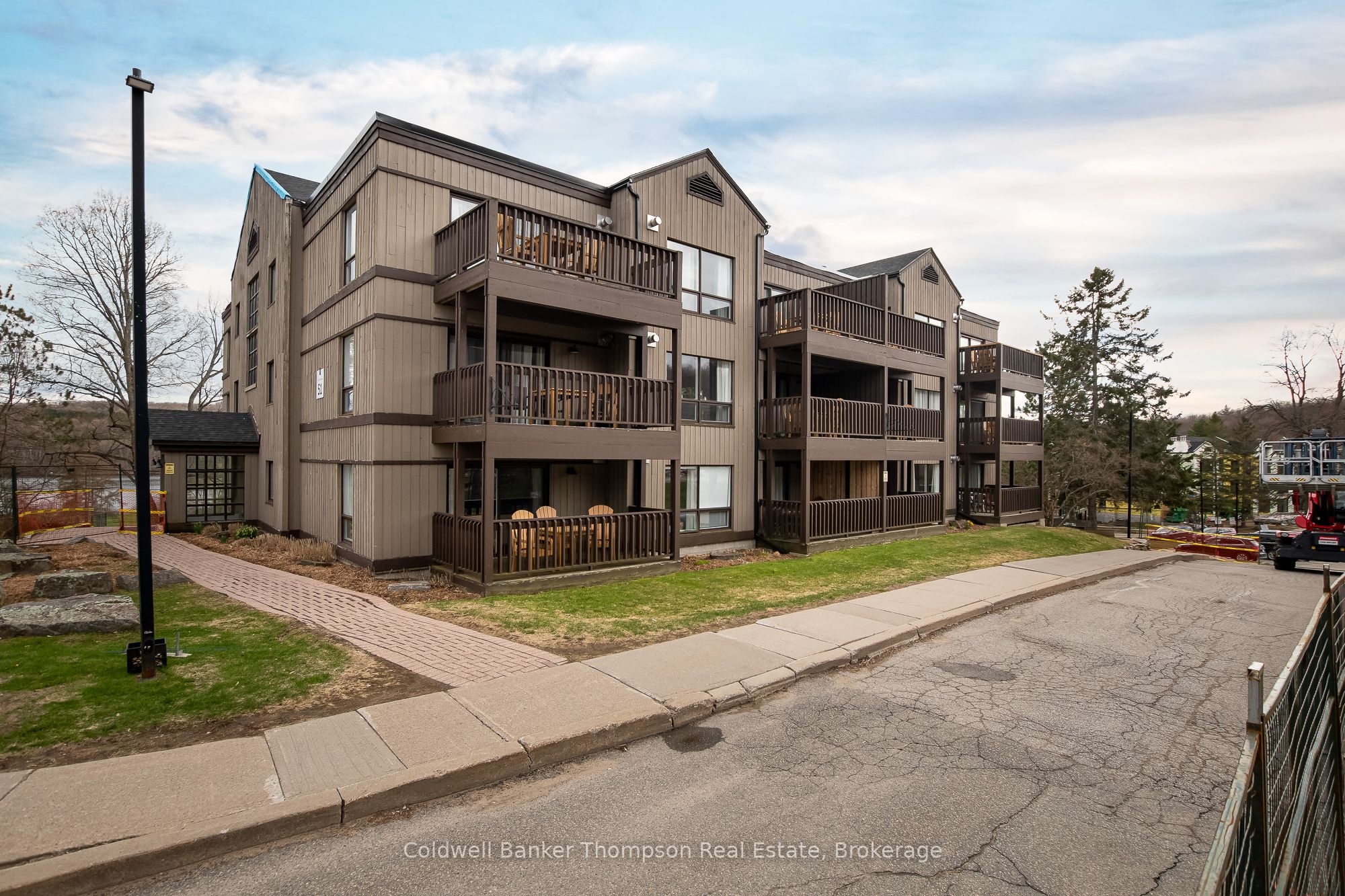 1235 Deerhurst Summit Drive 51-207, Huntsville, ON P1H 2E8