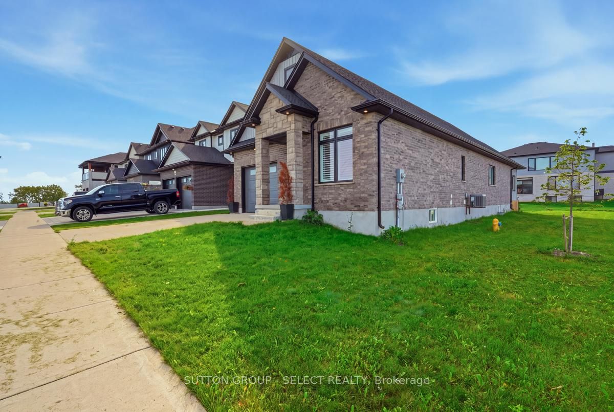 2671 Kettering Place, London South, ON N6M 0J5 photo 2