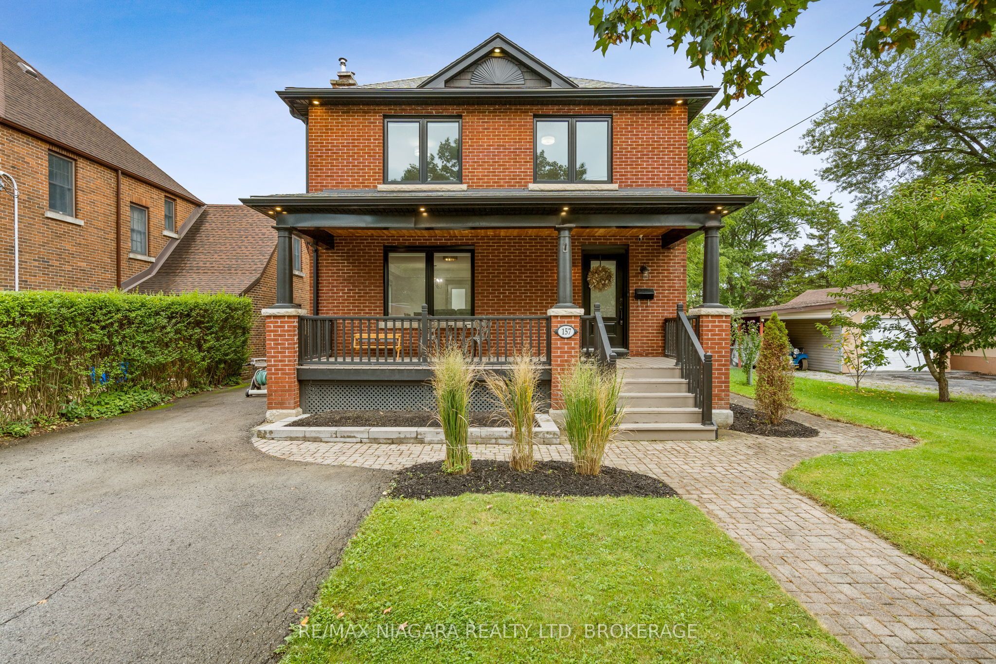 157 Aqueduct Street, Welland, ON L3C 1C3